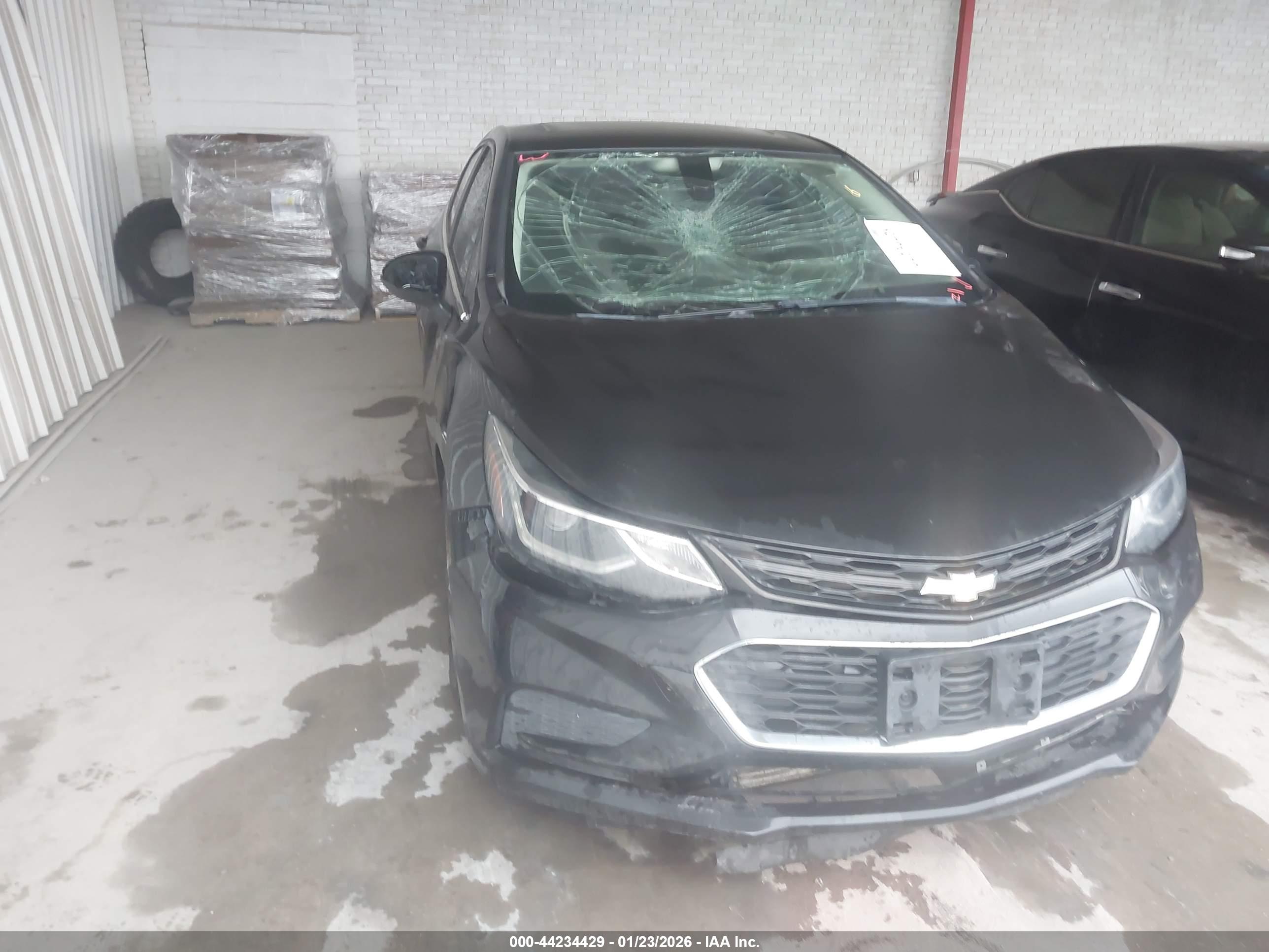 CHEVROLET CRUZE image 6