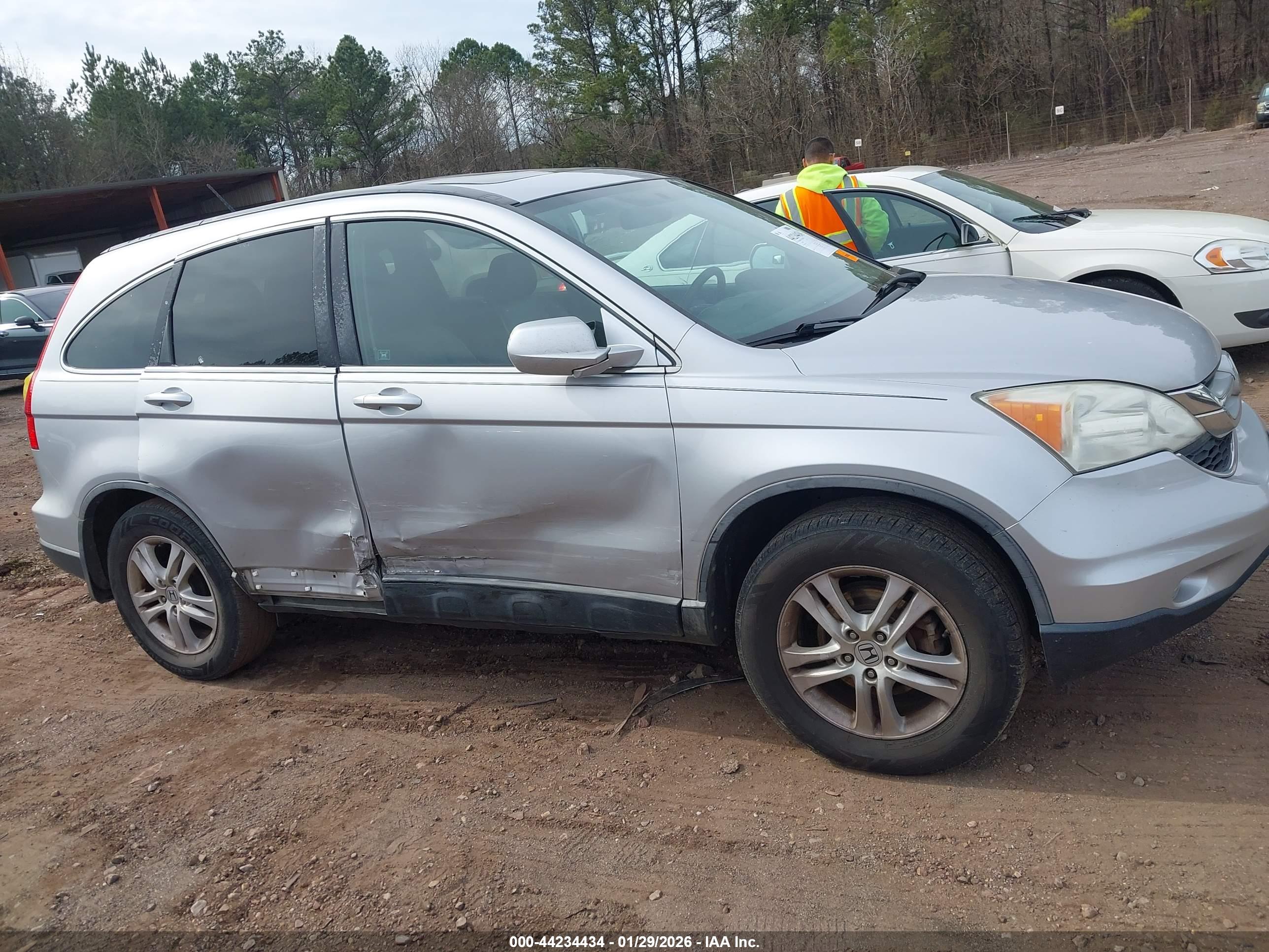 HONDA CR-V image 6