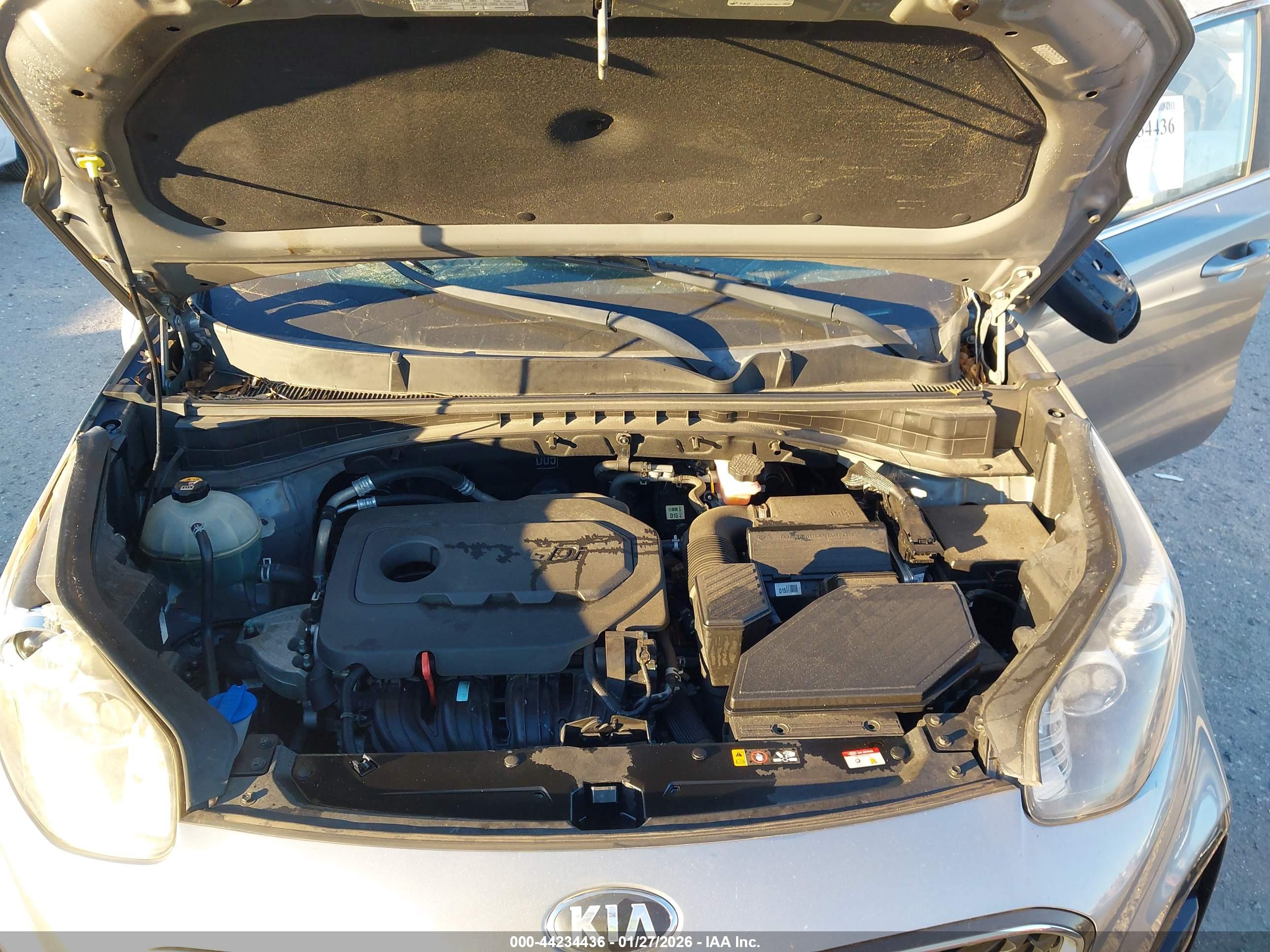 KIA SPORTAGE image 10