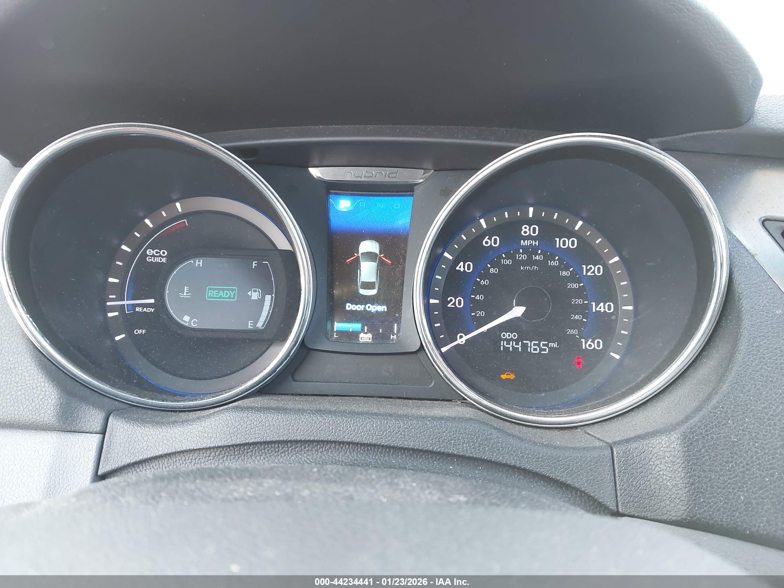 HYUNDAI SONATA image 7