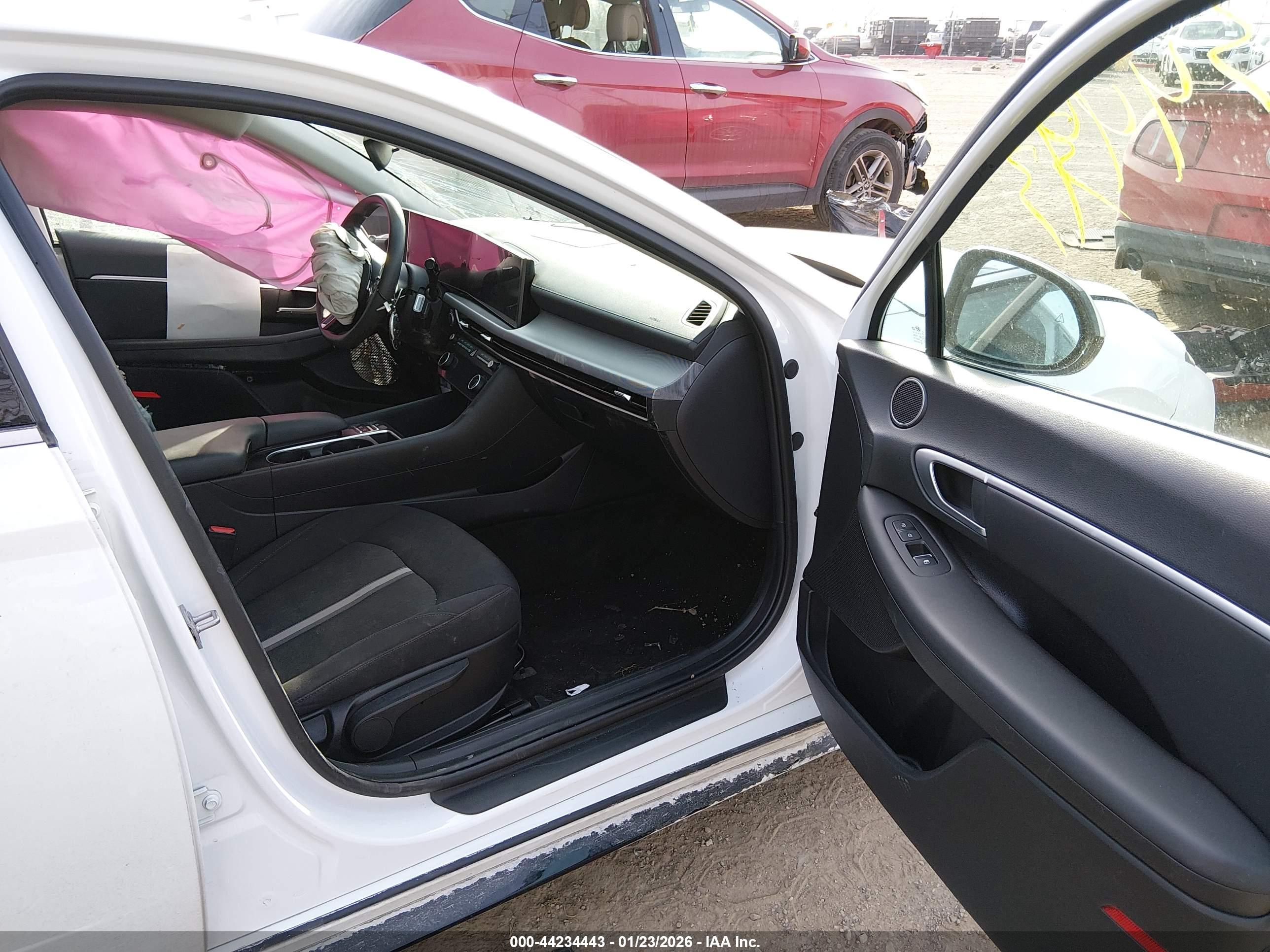 HYUNDAI SONATA image 5