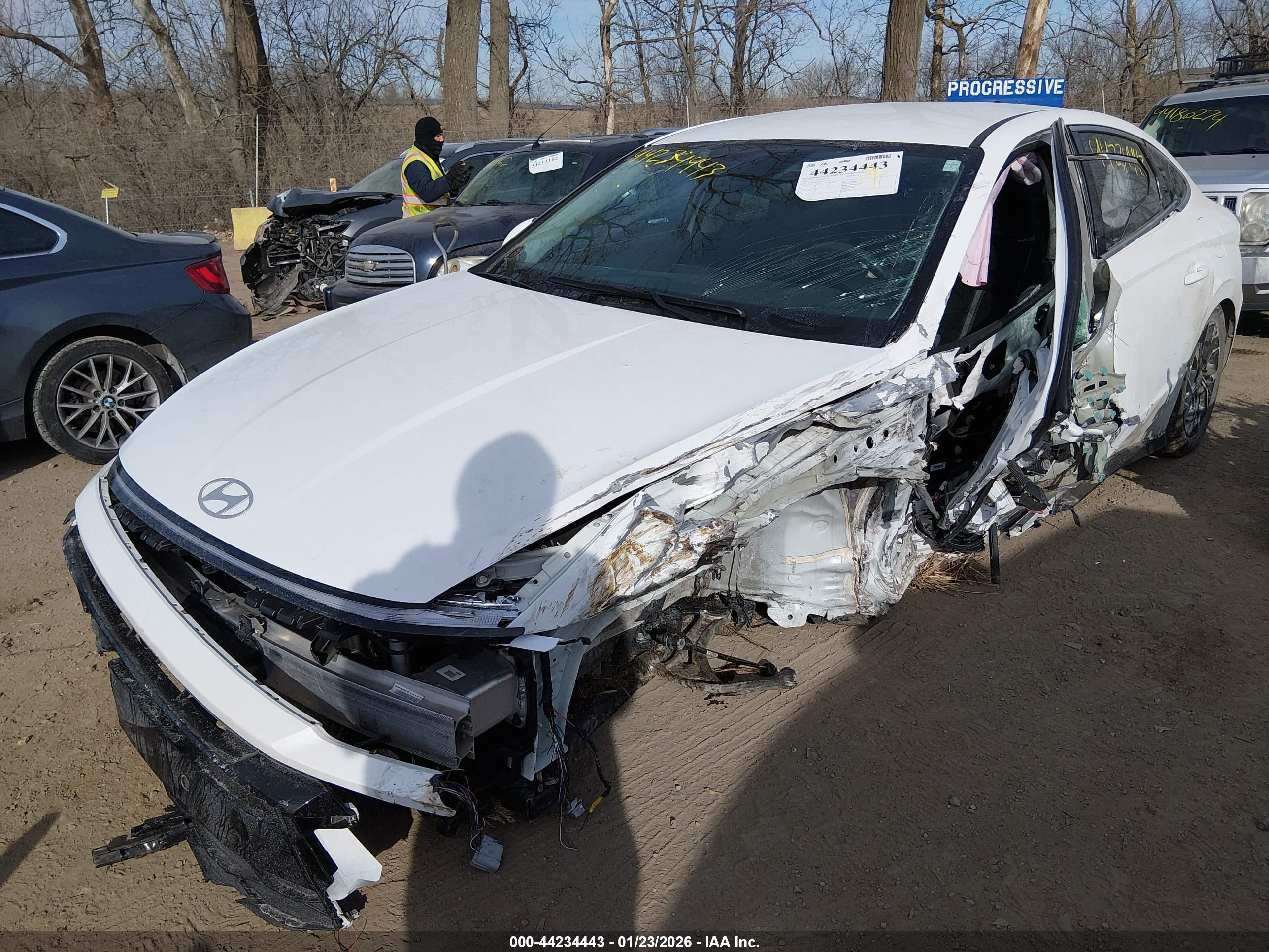 HYUNDAI SONATA image 6