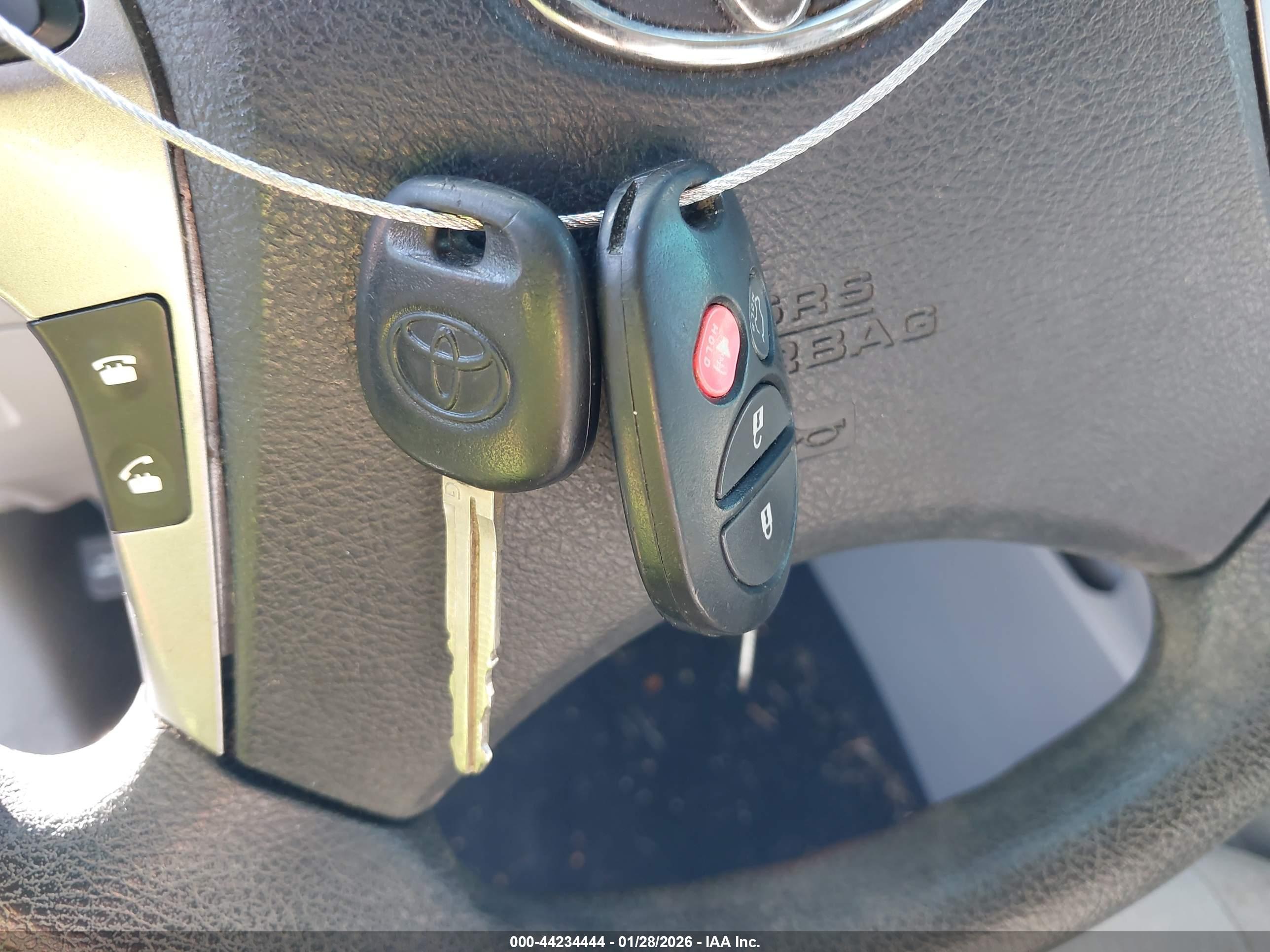 TOYOTA HIGHLANDER image 11
