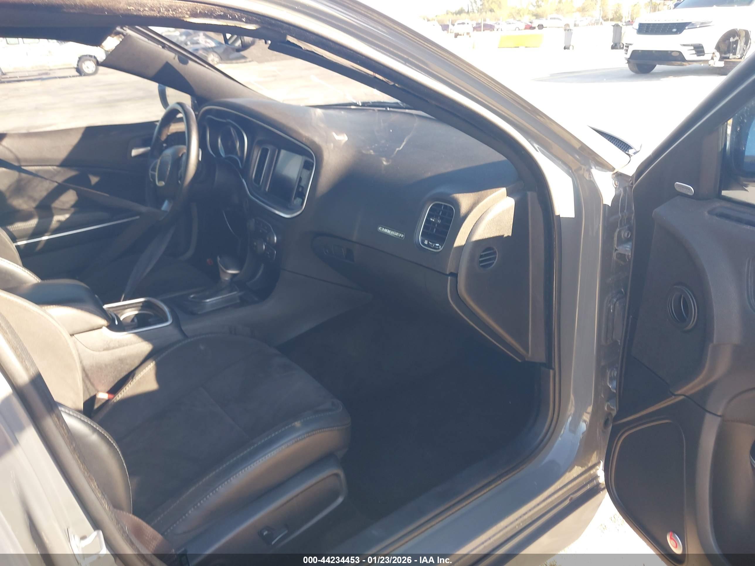 DODGE CHARGER image 5
