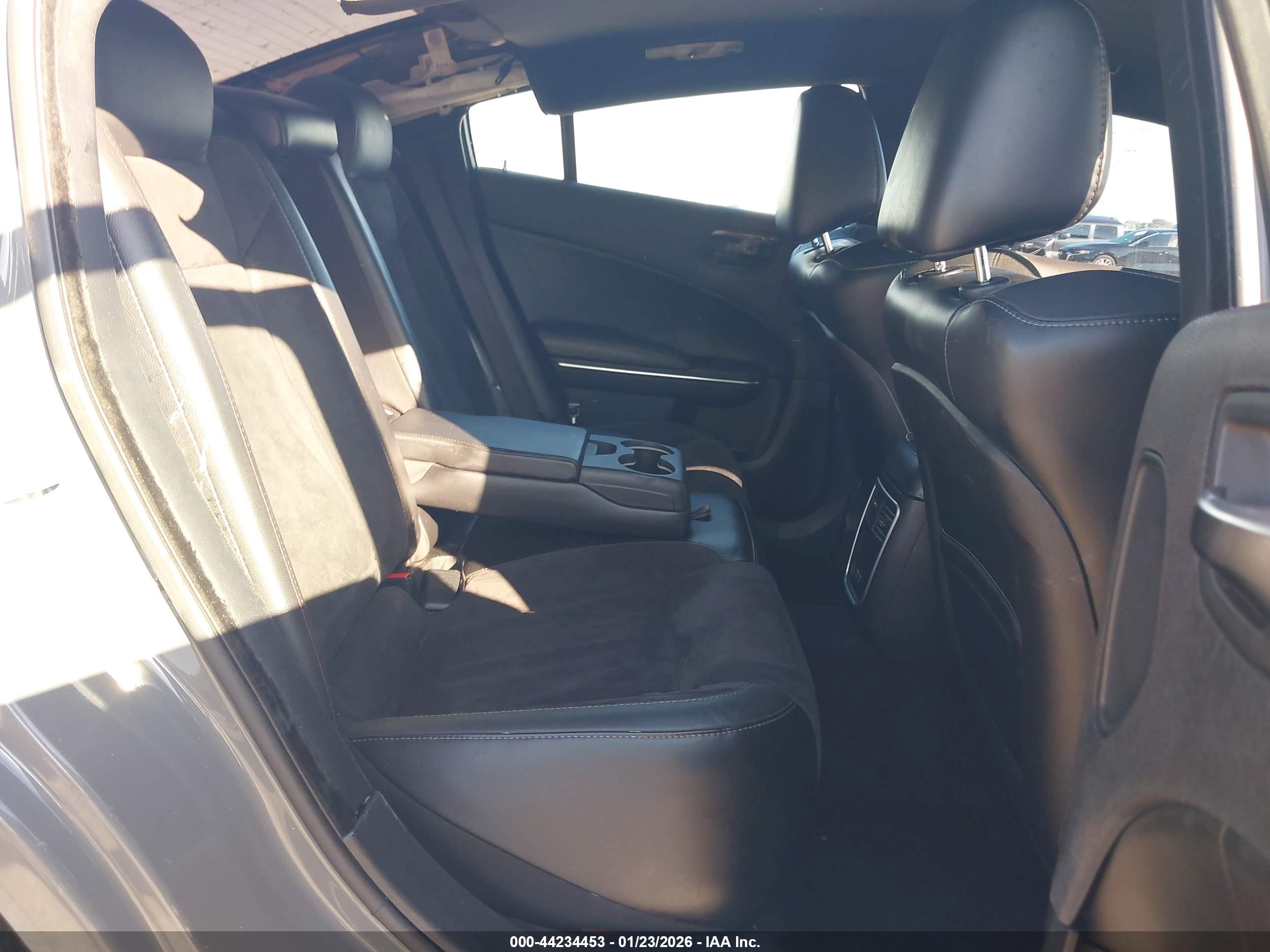 DODGE CHARGER image 8