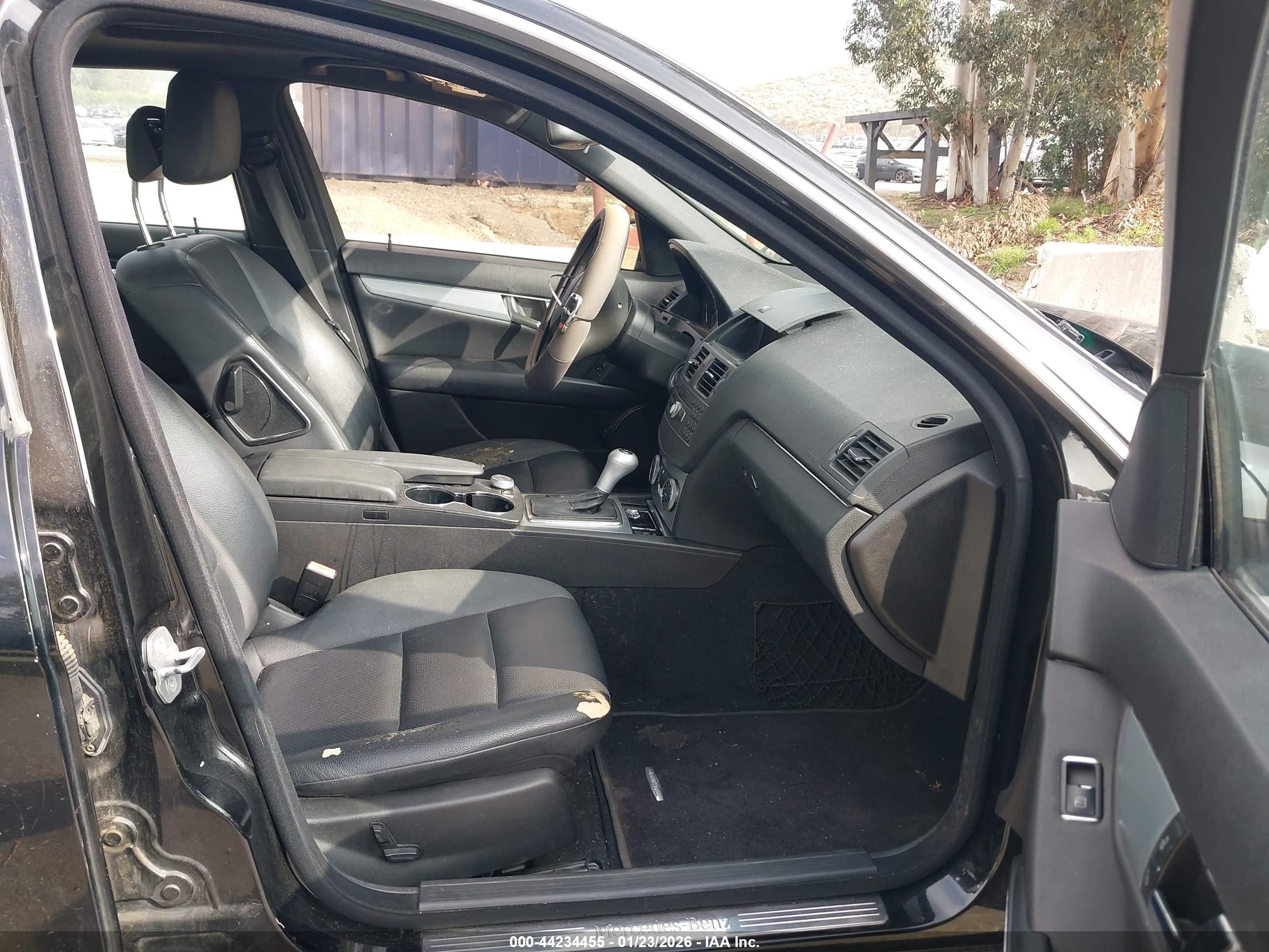MERCEDES-BENZ C image 5