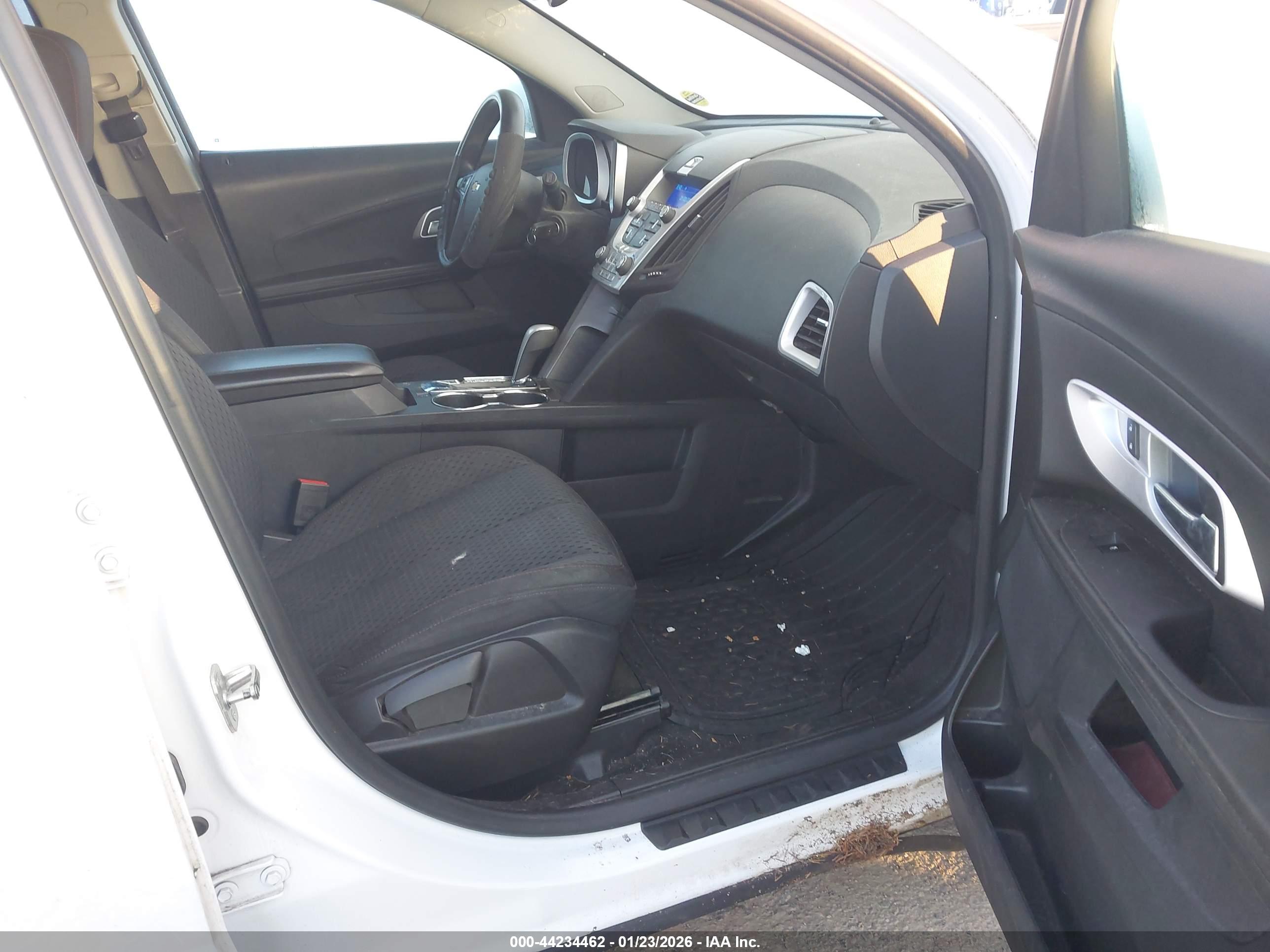 CHEVROLET EQUINOX image 5