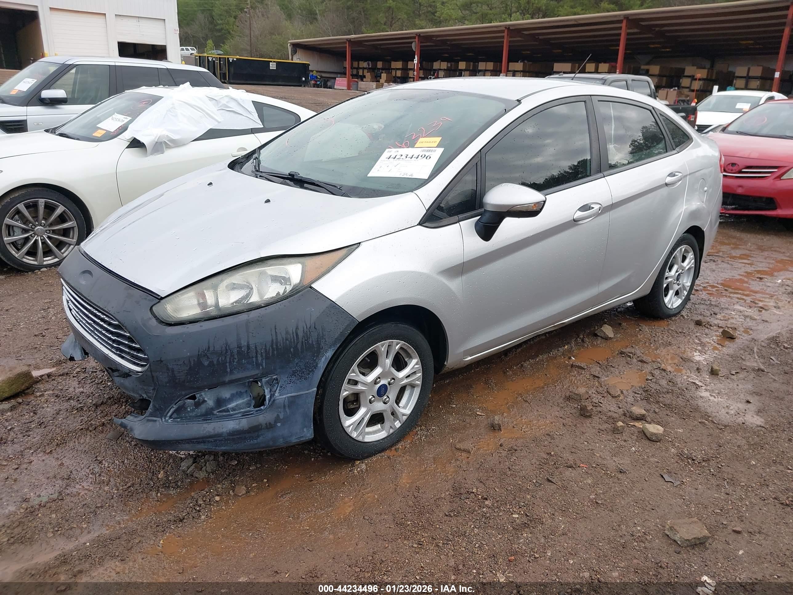 FORD FIESTA image 2