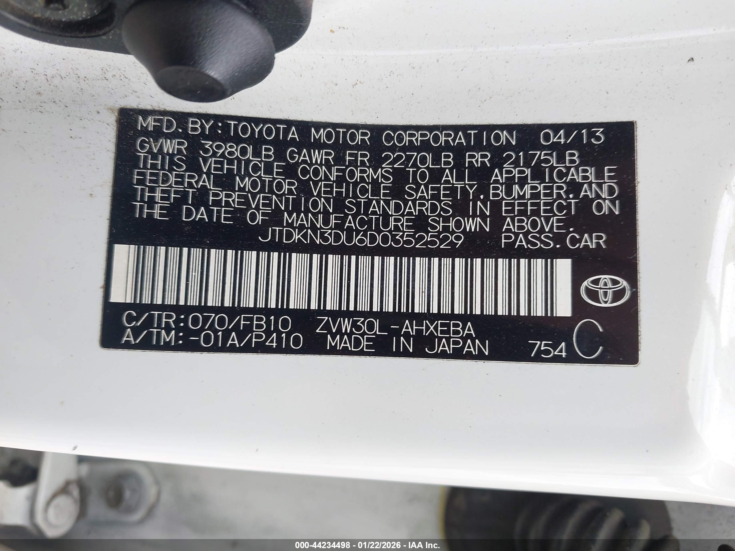 TOYOTA PRIUS image 9