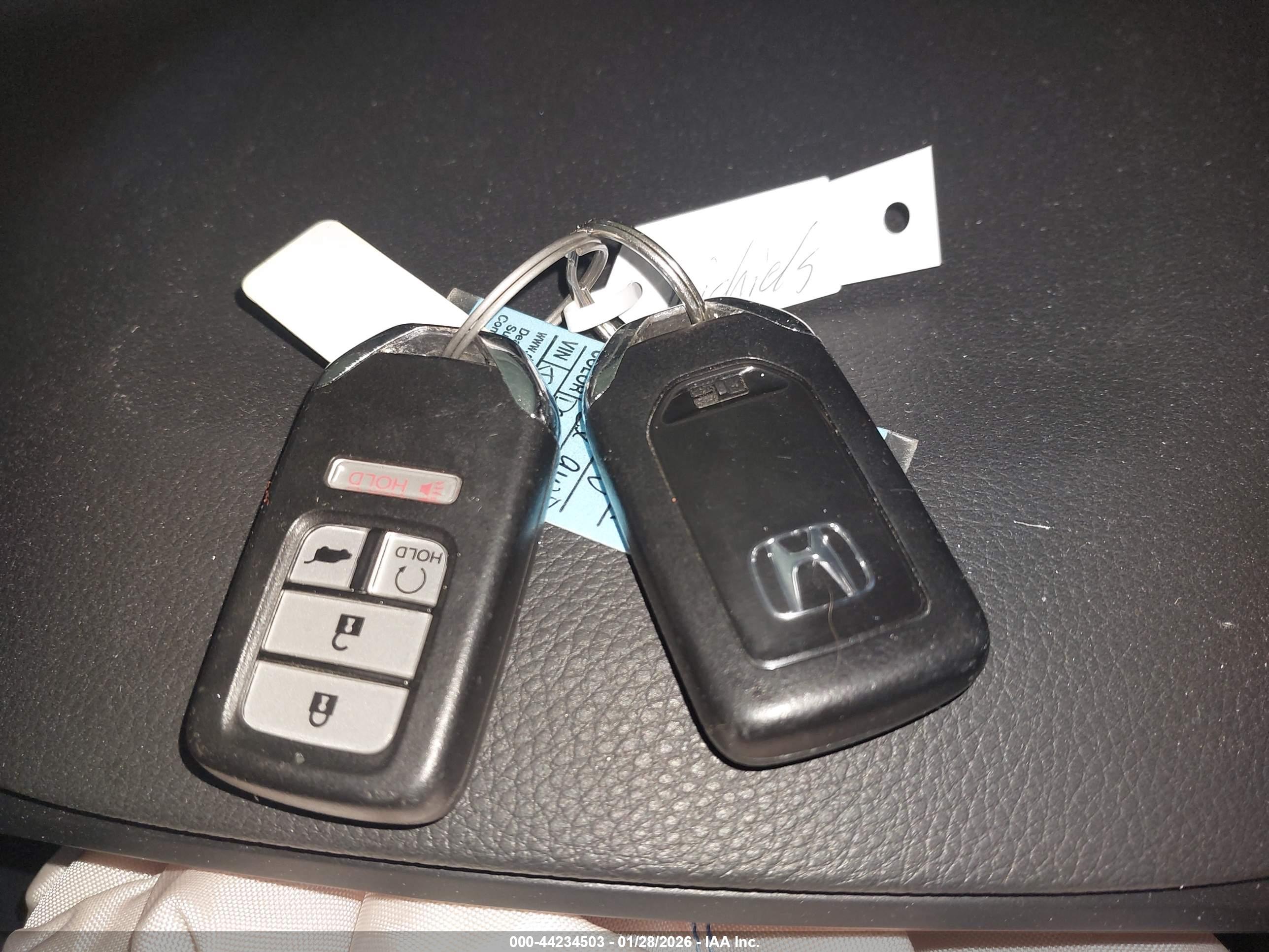 HONDA CR-V image 11