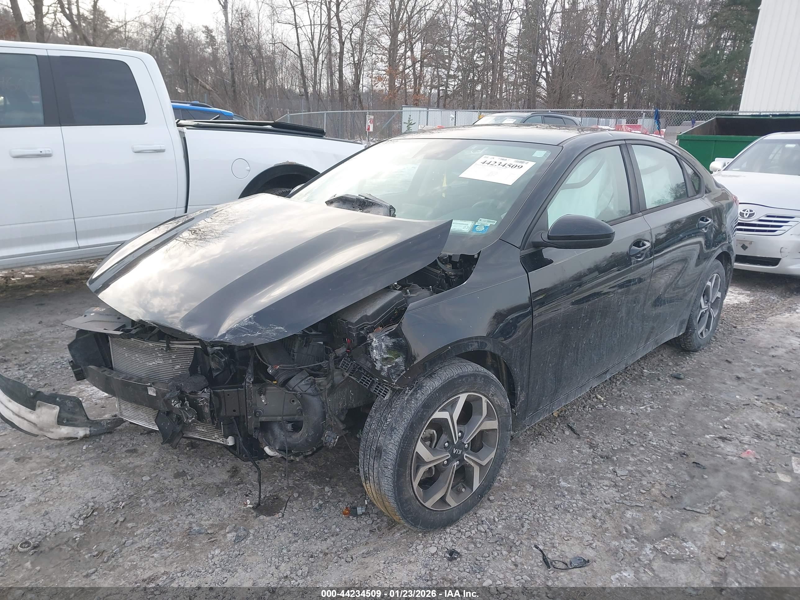 KIA FORTE image 2