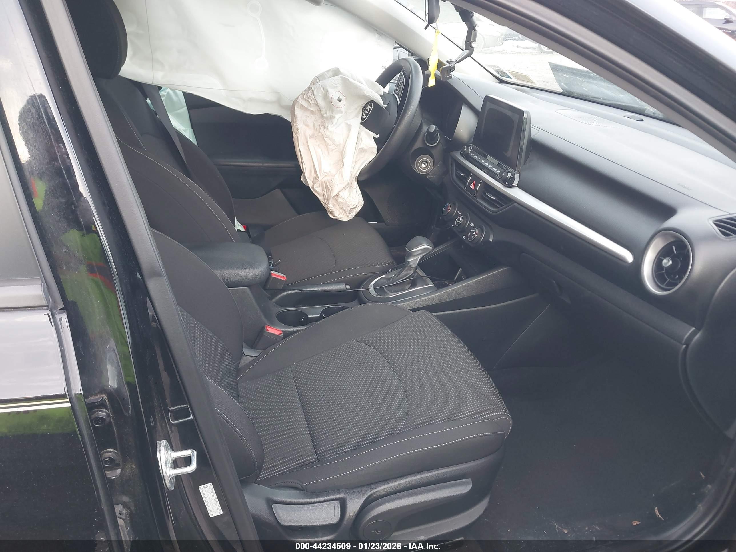 KIA FORTE image 5