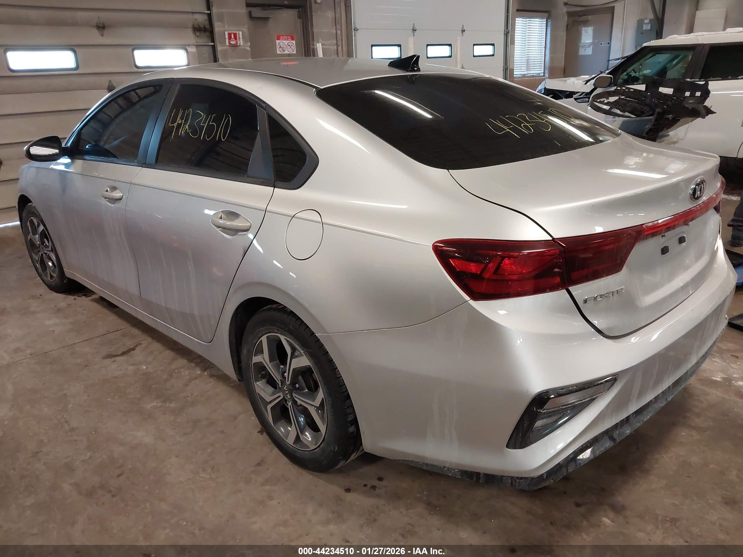 KIA FORTE image 3