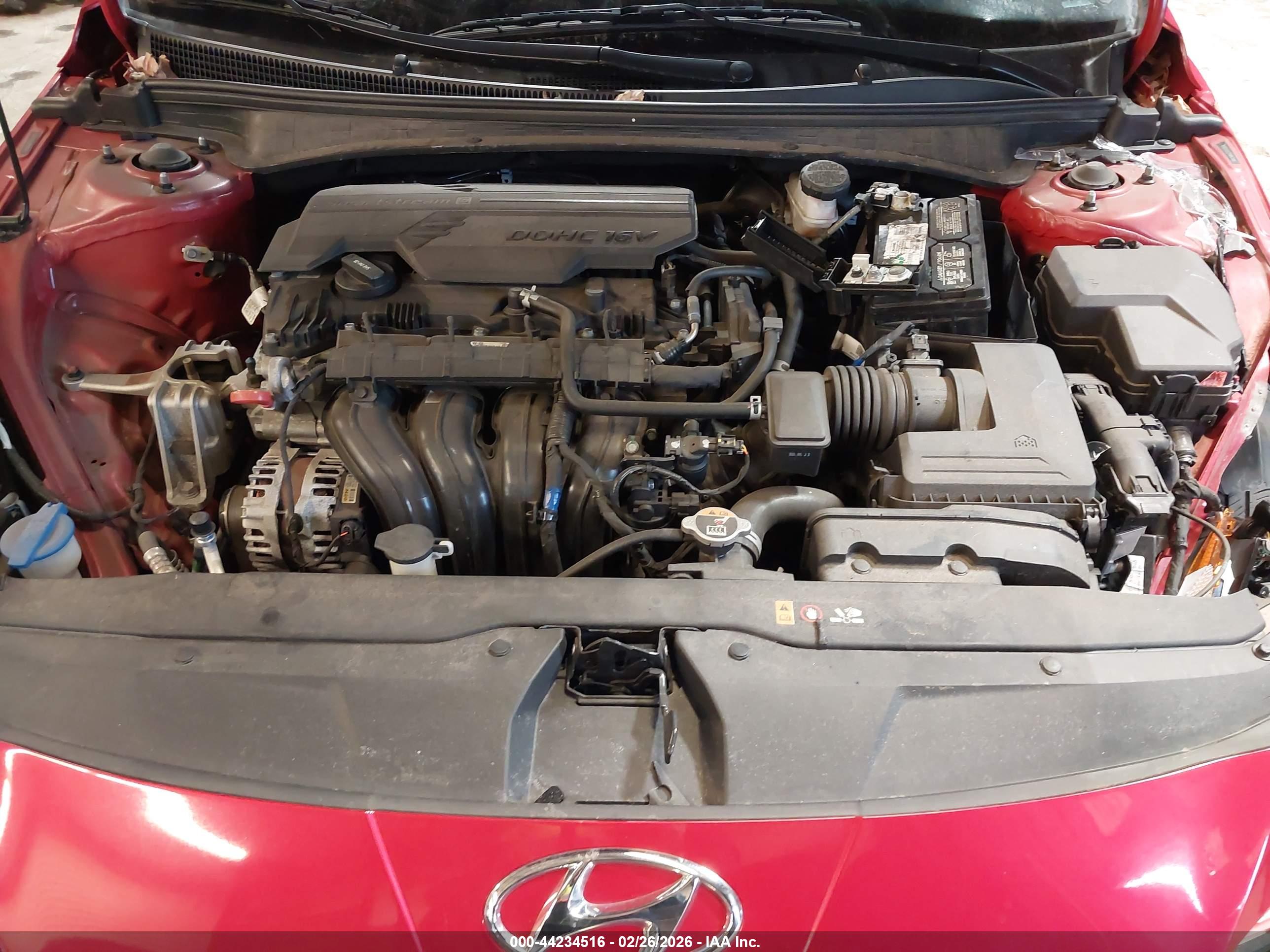HYUNDAI ELANTRA image 10