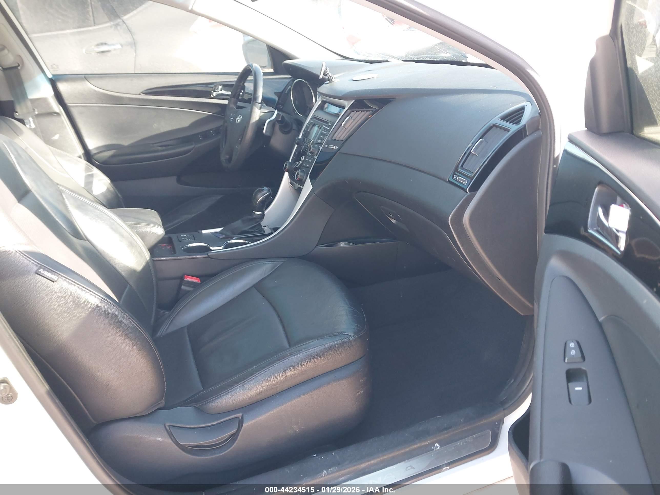 HYUNDAI SONATA image 5