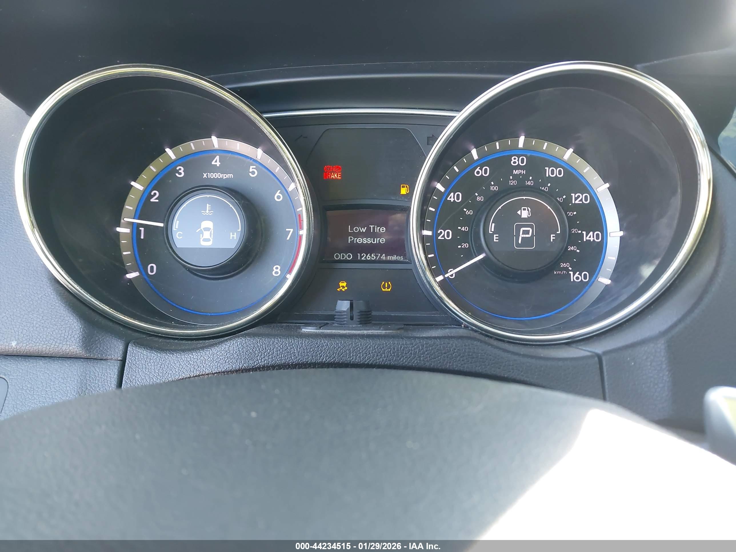 HYUNDAI SONATA image 7