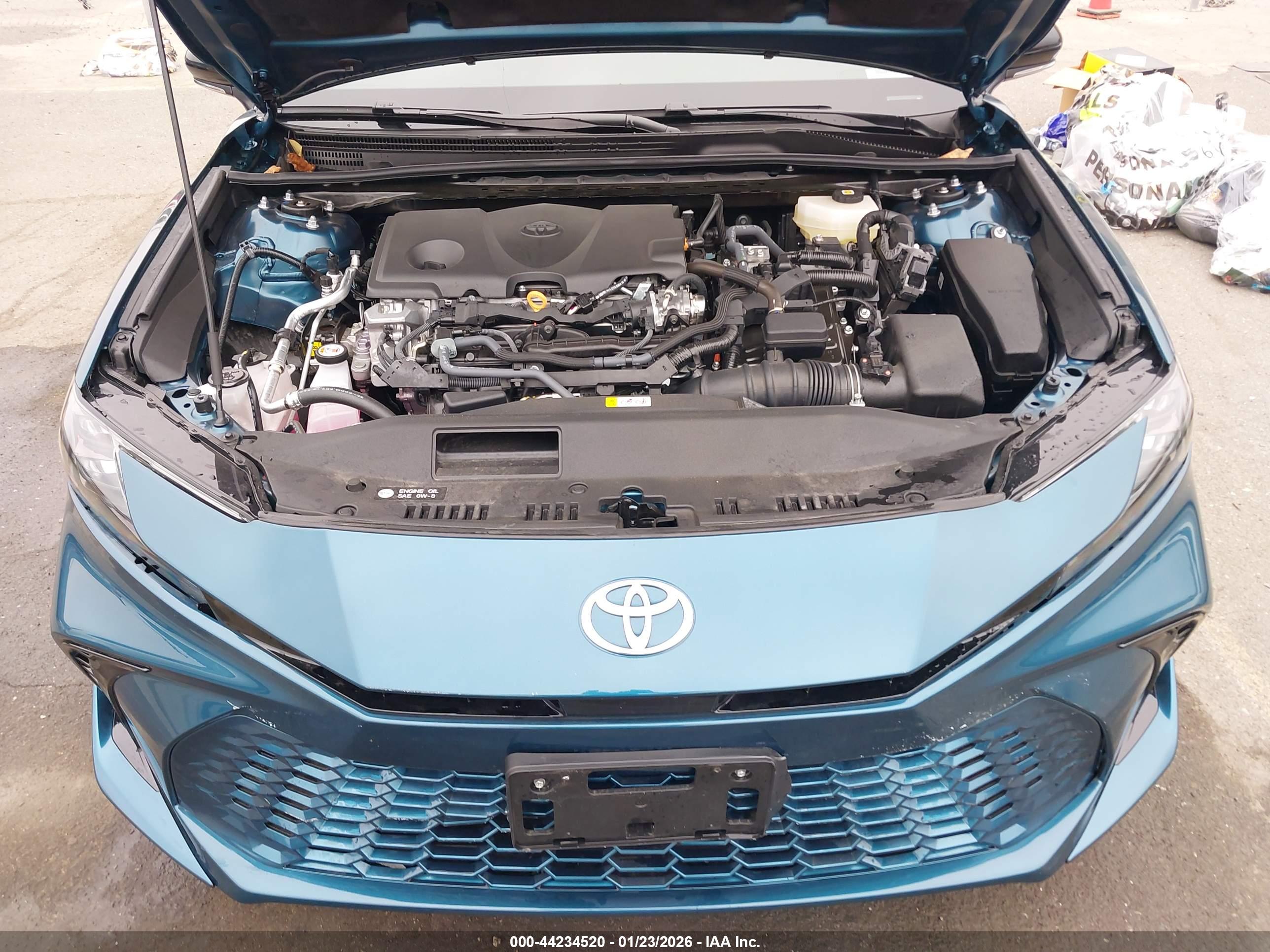 TOYOTA CAMRY image 10