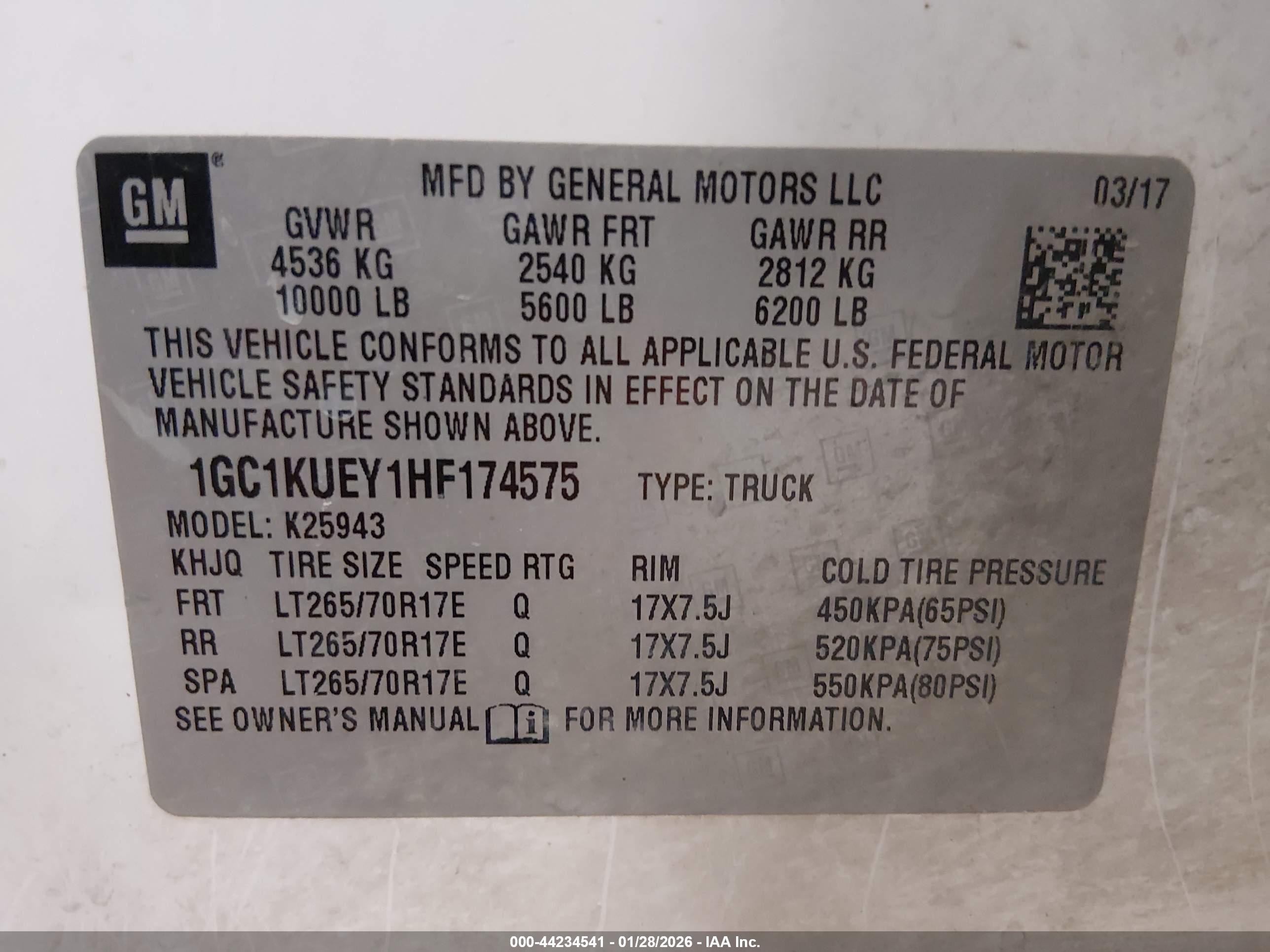 CHEVROLET SILVERADO image 9