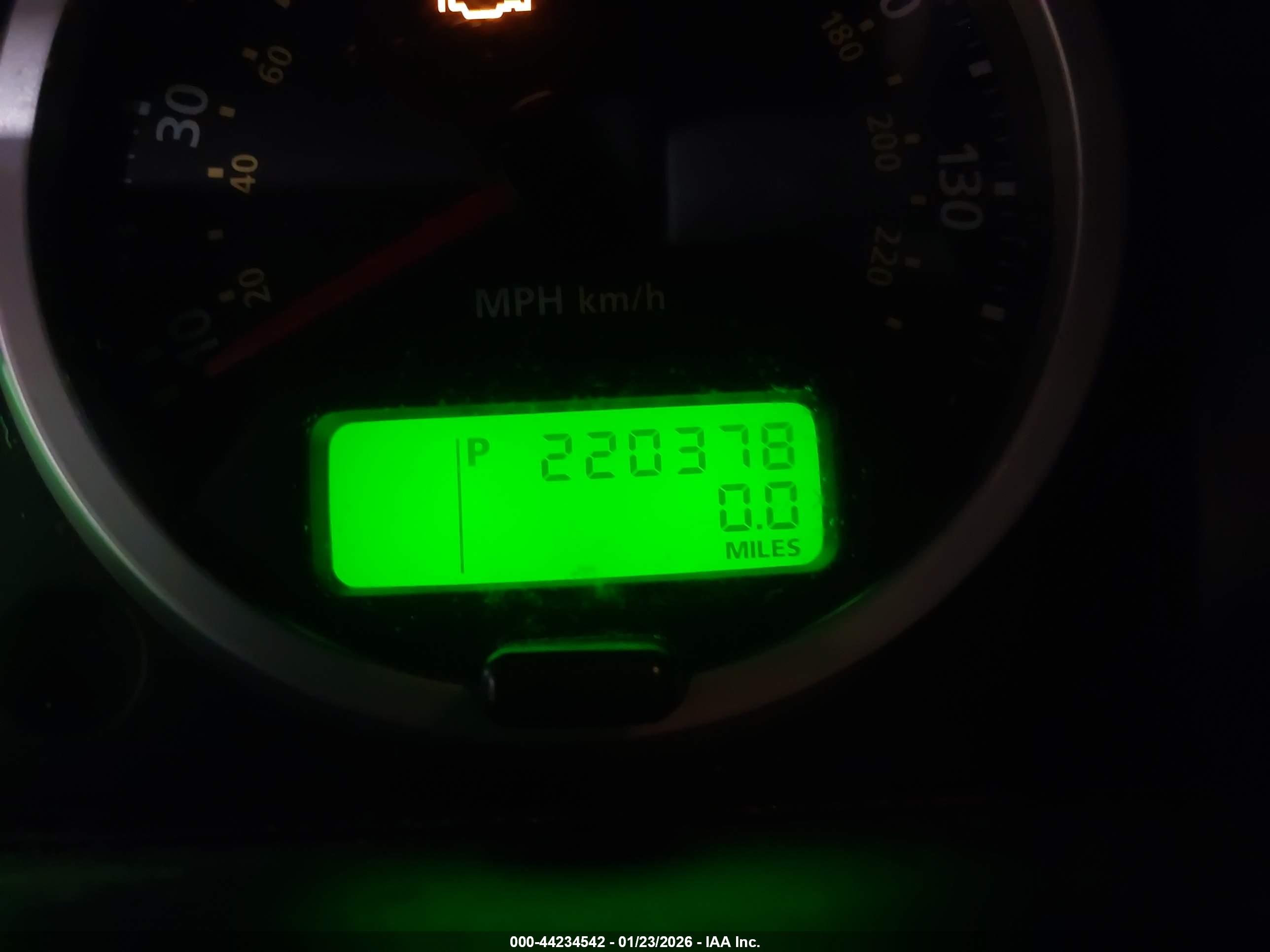 LAND ROVER image 7