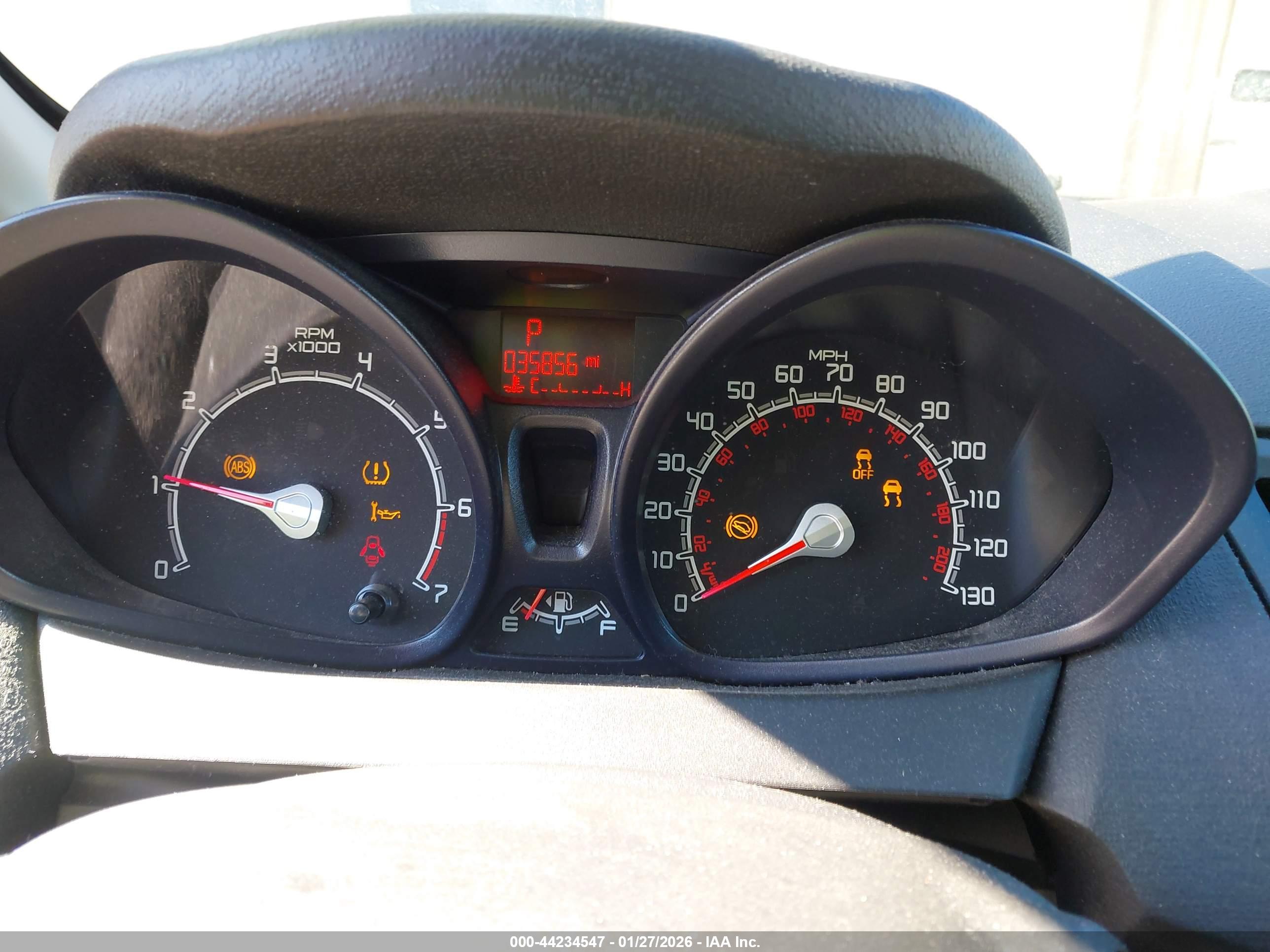FORD FIESTA image 7
