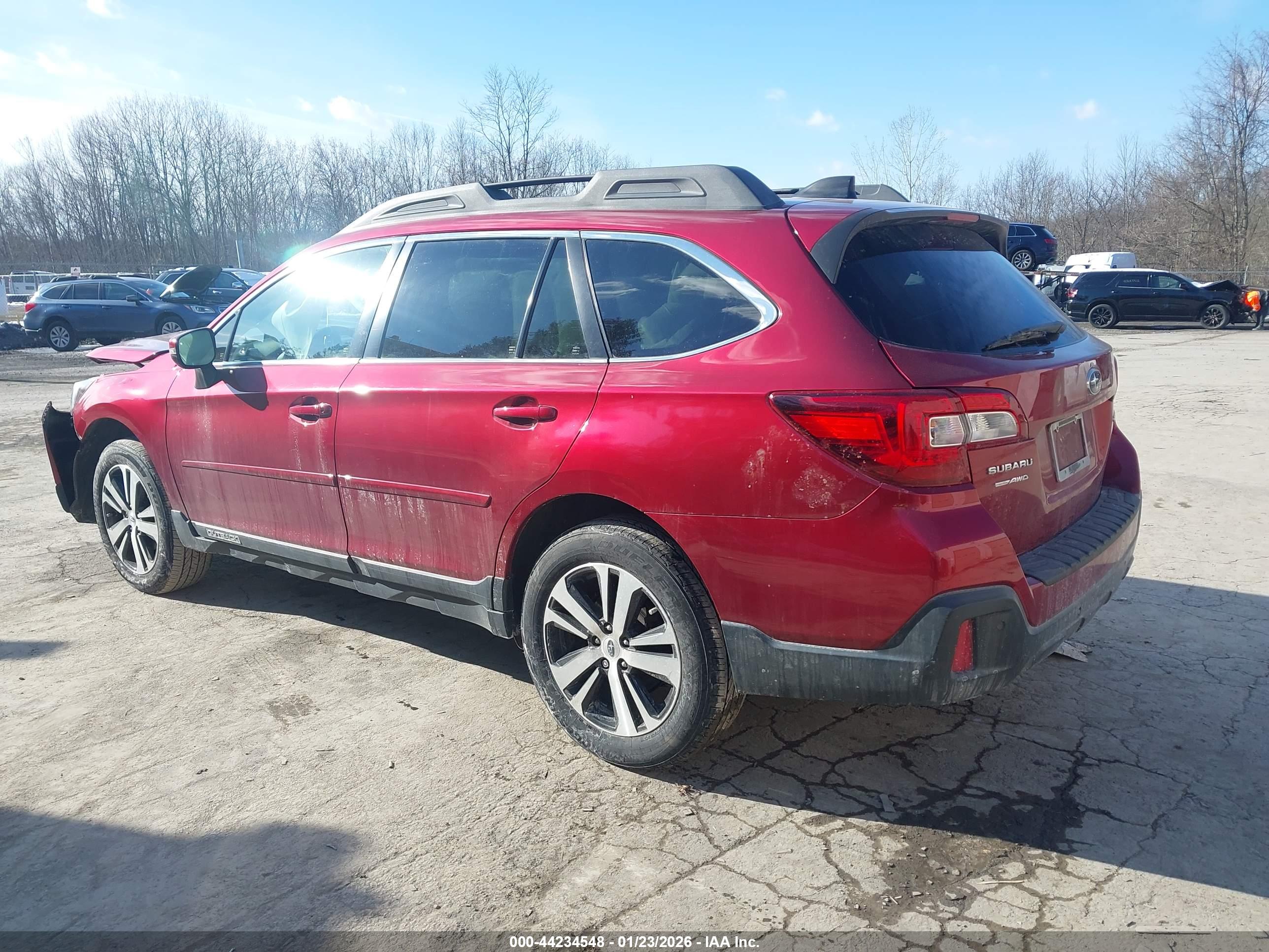 SUBARU OUTBACK image 3
