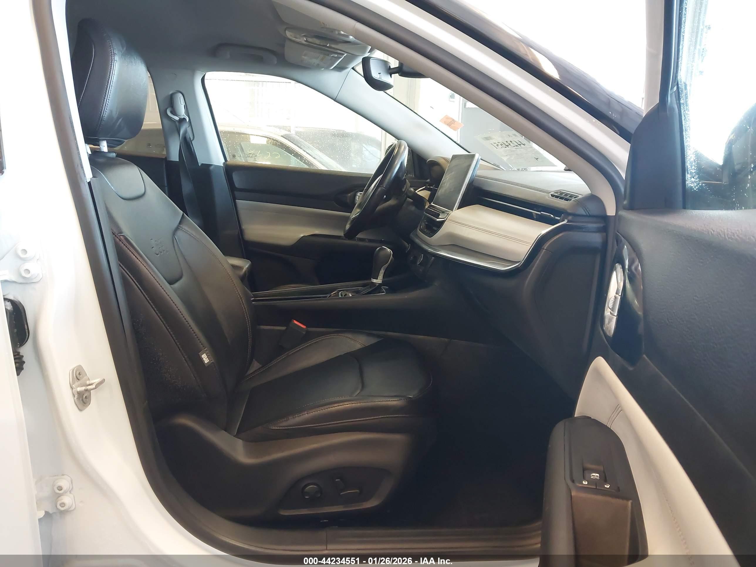 JEEP COMPASS image 5