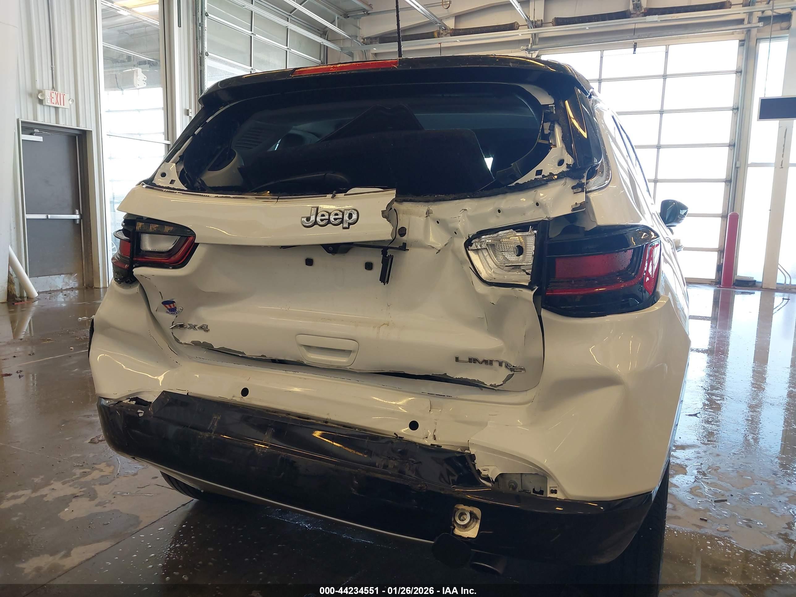 JEEP COMPASS image 6