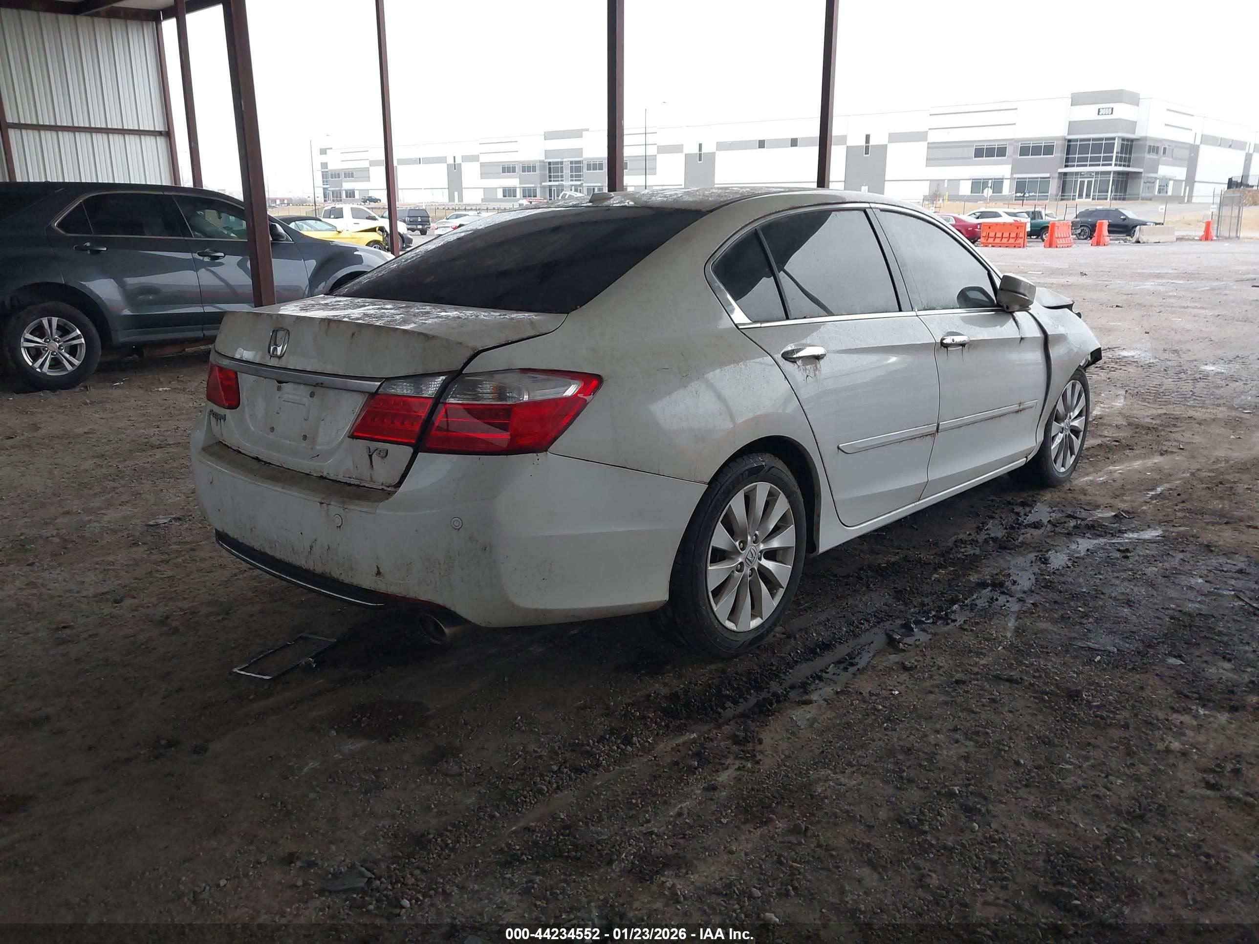 HONDA ACCORD image 4