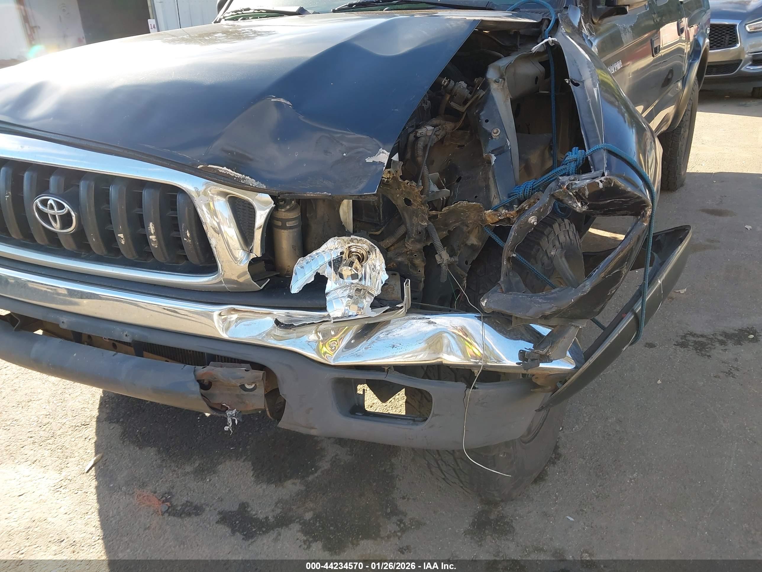 TOYOTA TACOMA image 6