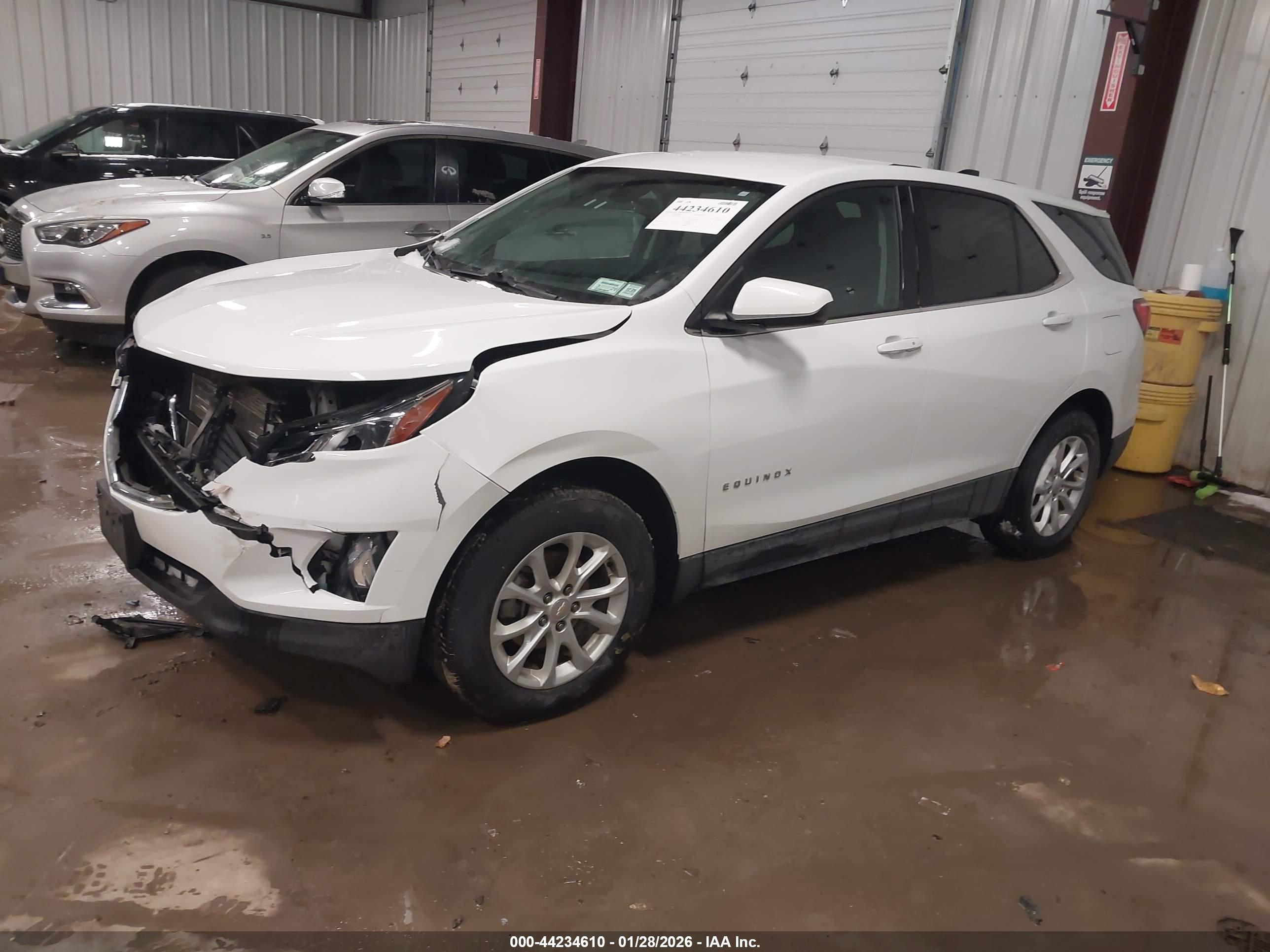 CHEVROLET EQUINOX image 2