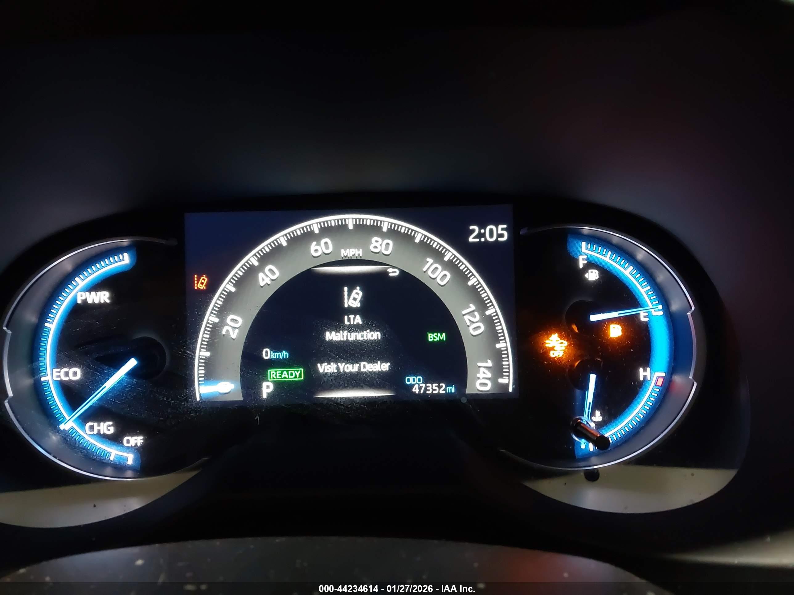TOYOTA RAV4 image 7