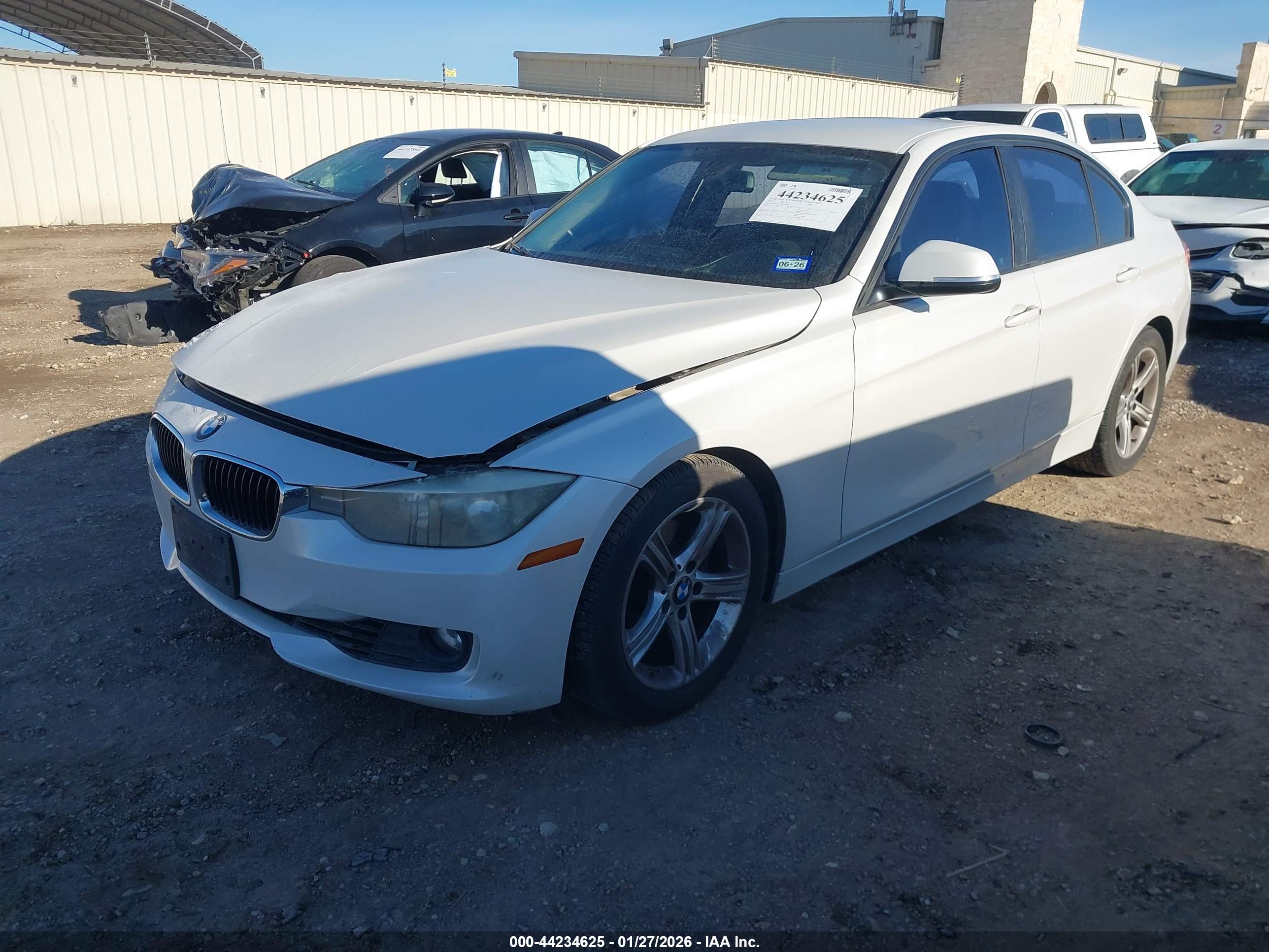 BMW 328I image 2