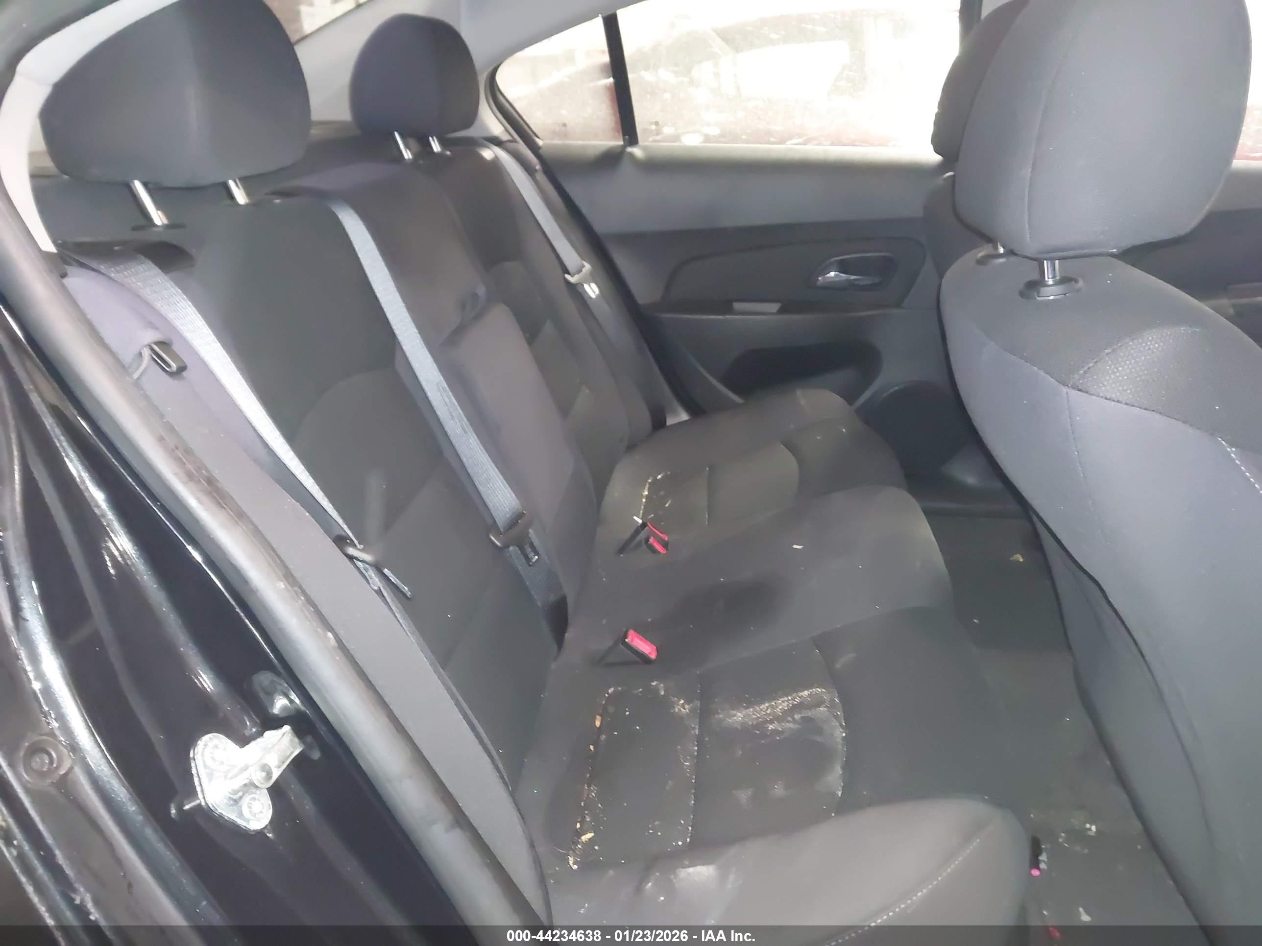 CHEVROLET CRUZE image 8