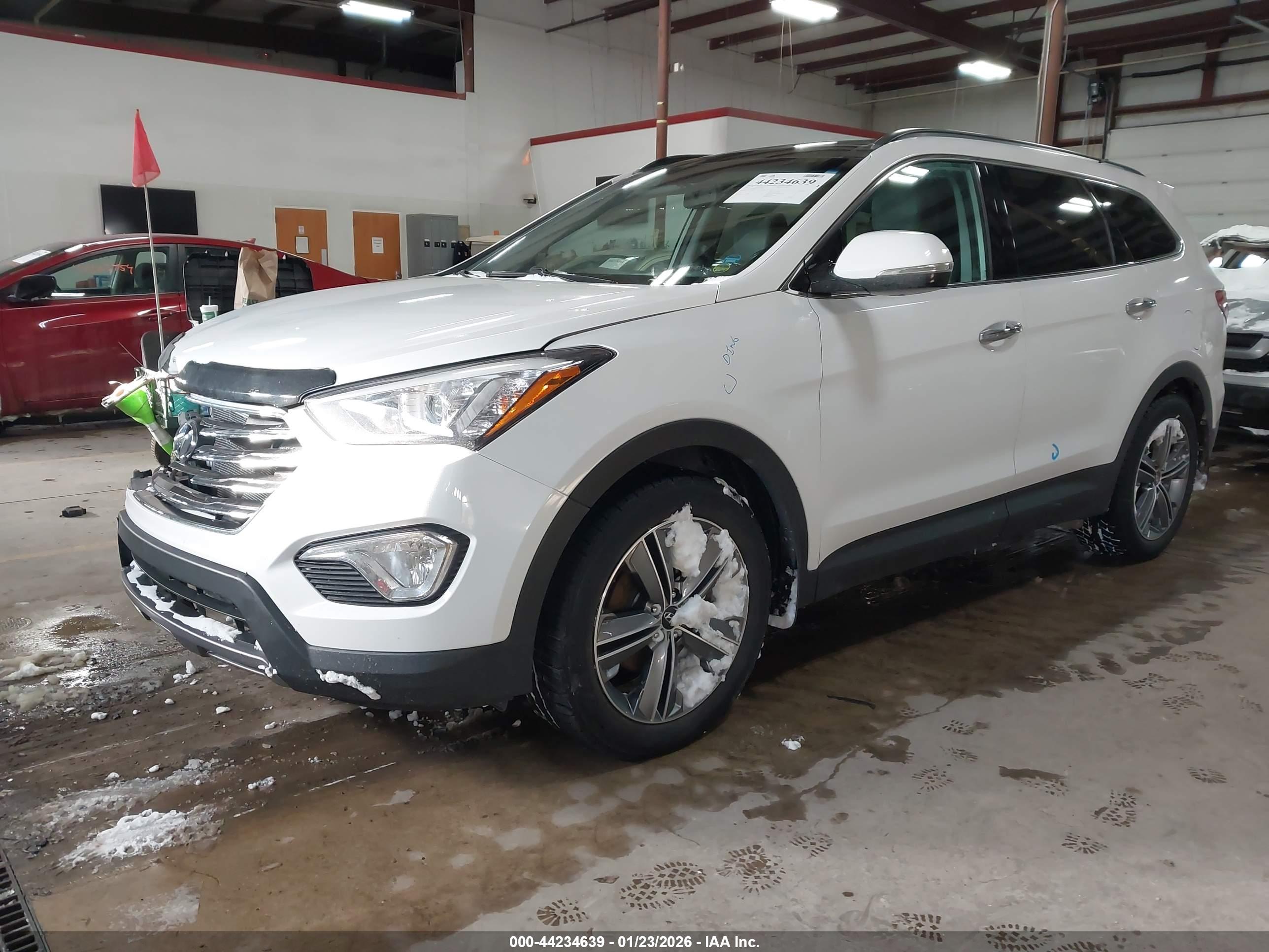 HYUNDAI SANTA image 2