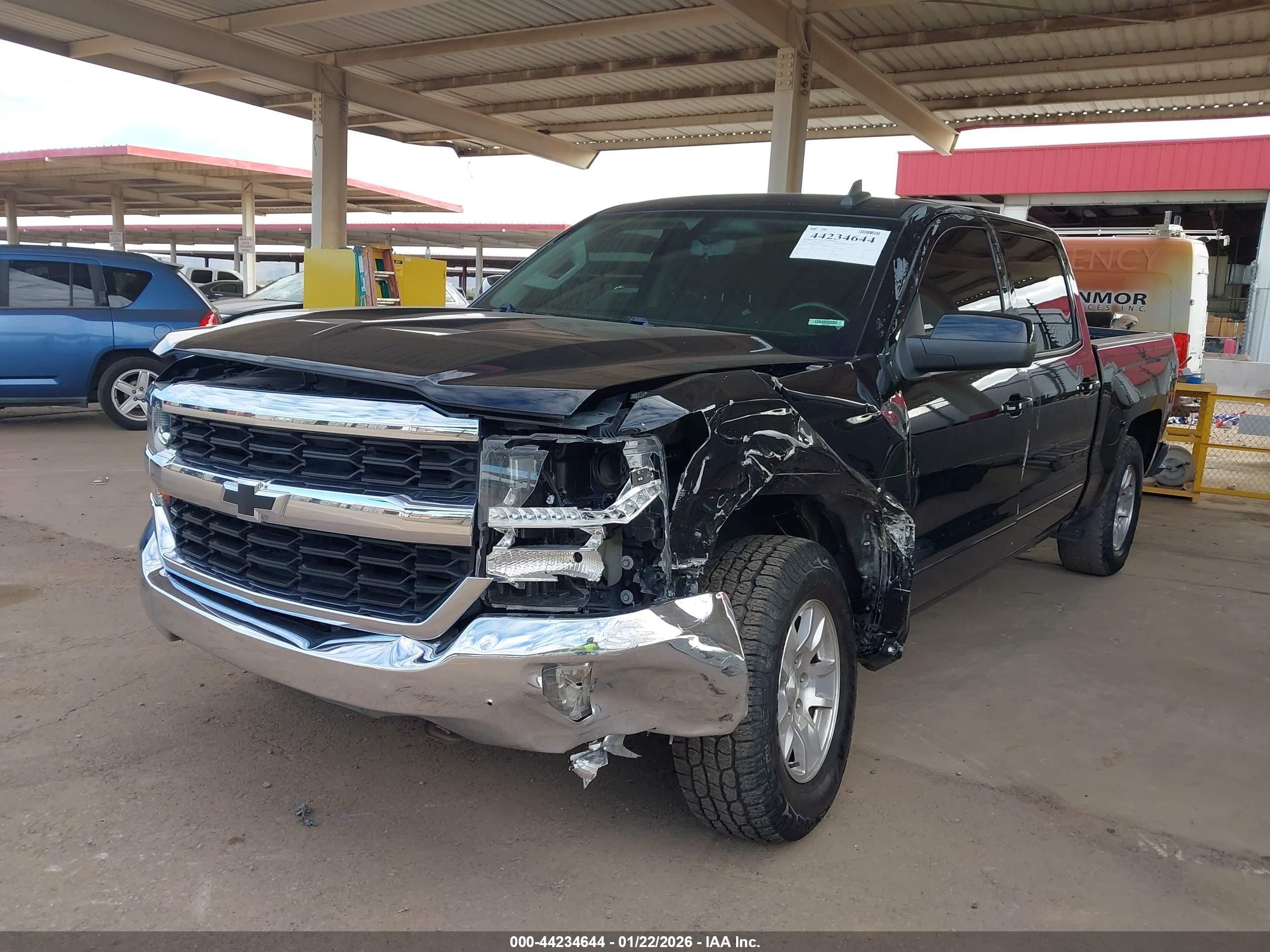 CHEVROLET SILVERADO image 6
