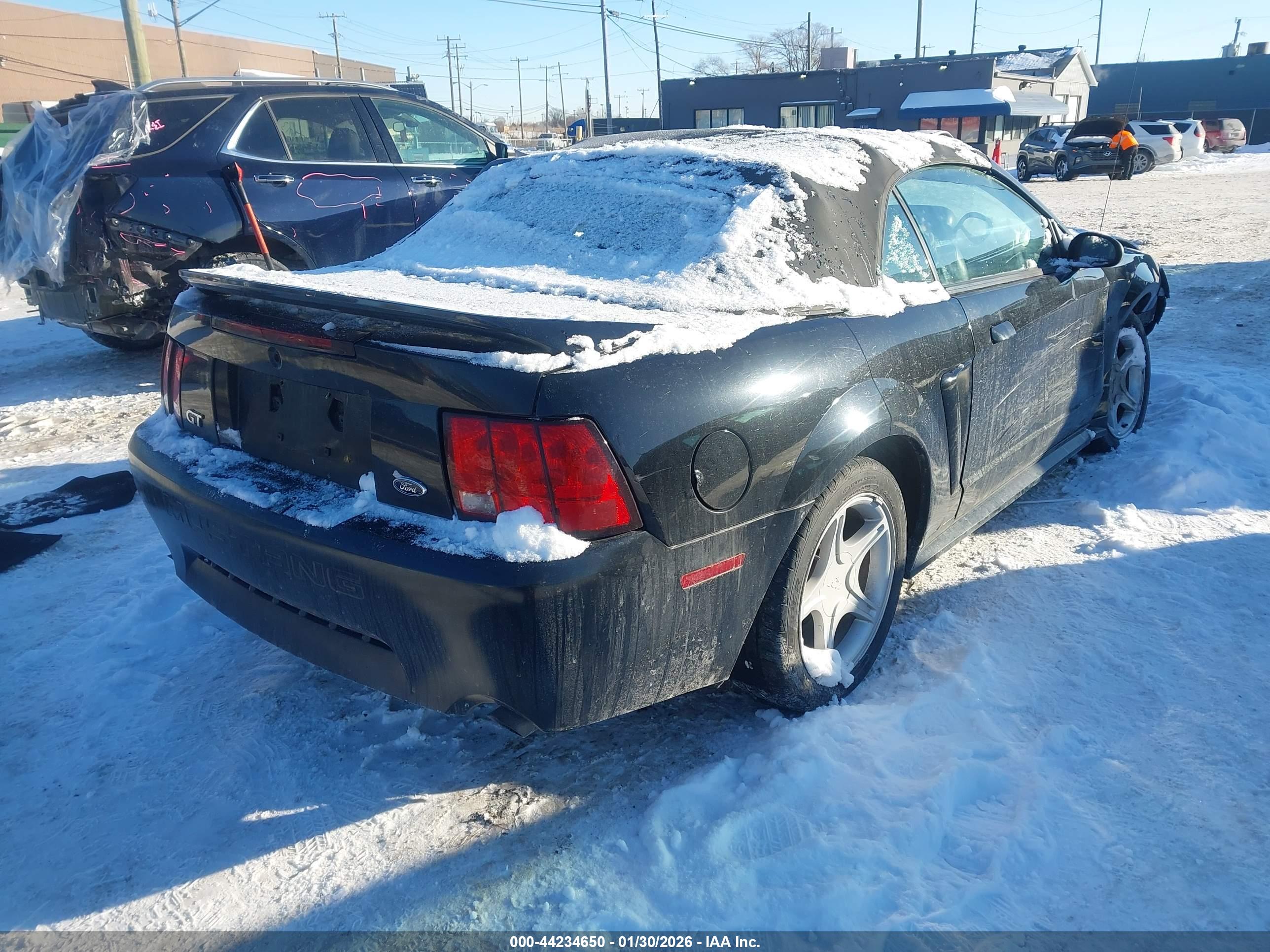 FORD MUSTANG image 4