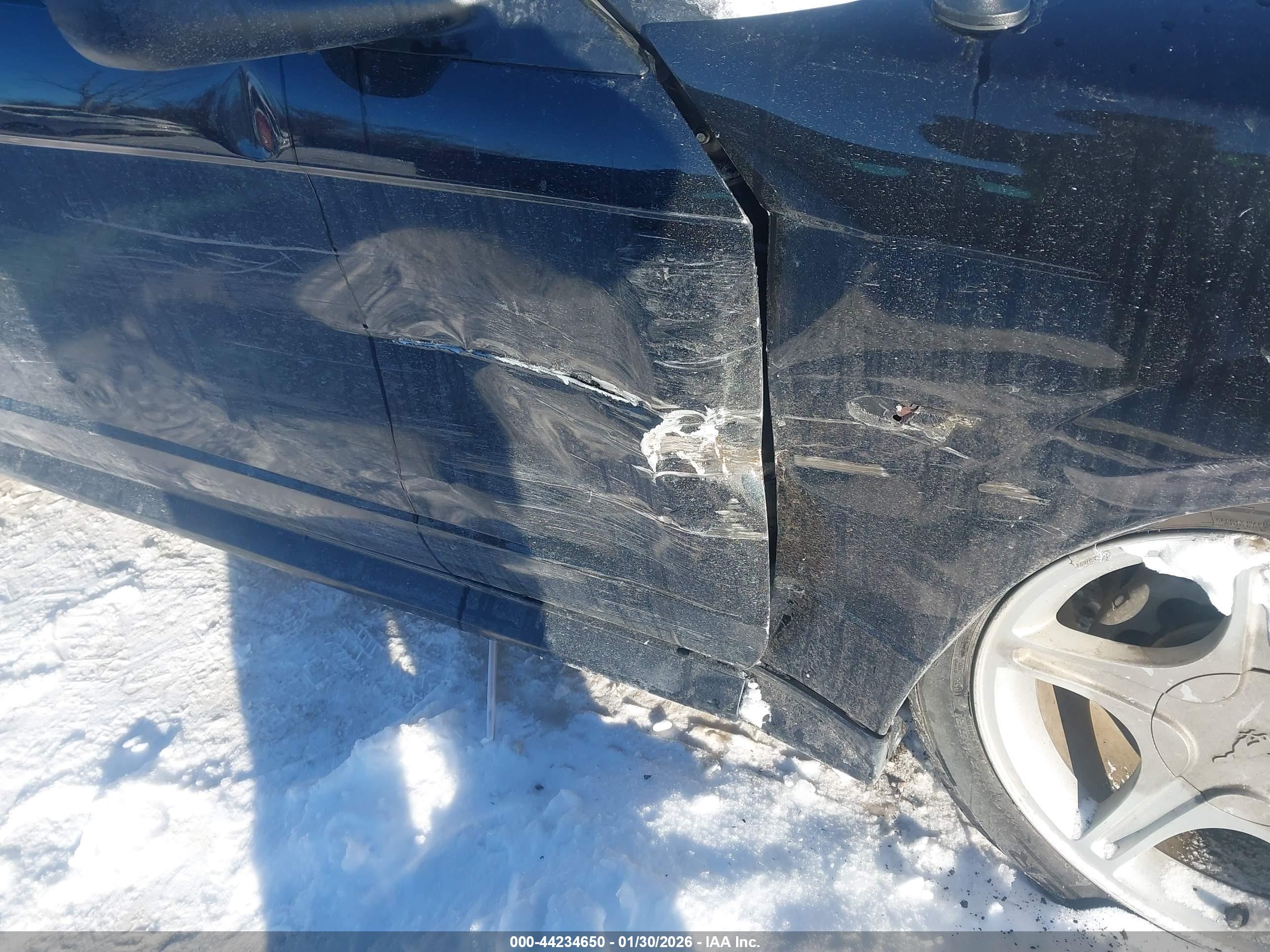 FORD MUSTANG image 6