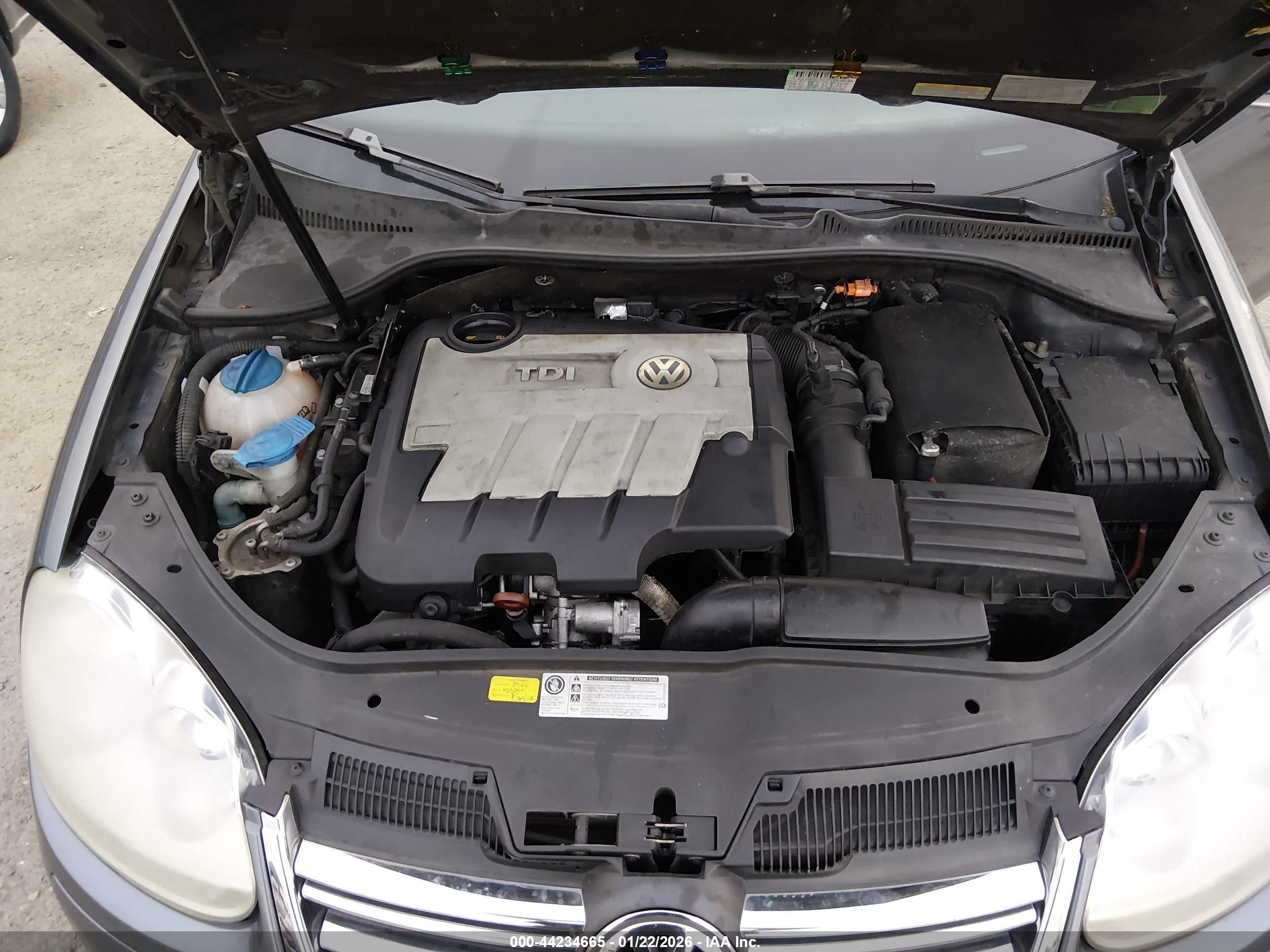 VOLKSWAGEN JETTA image 10