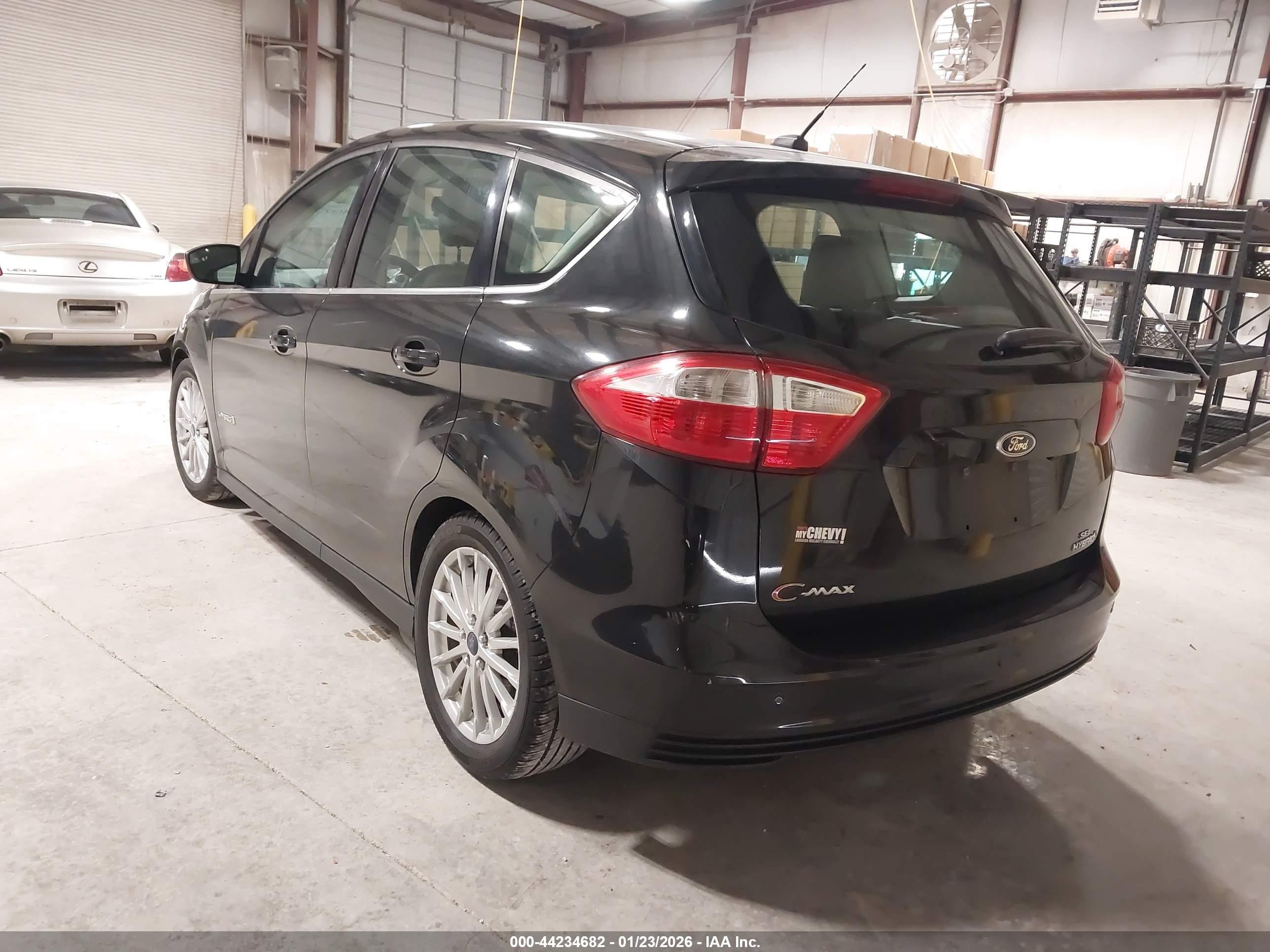FORD C-MAX image 3