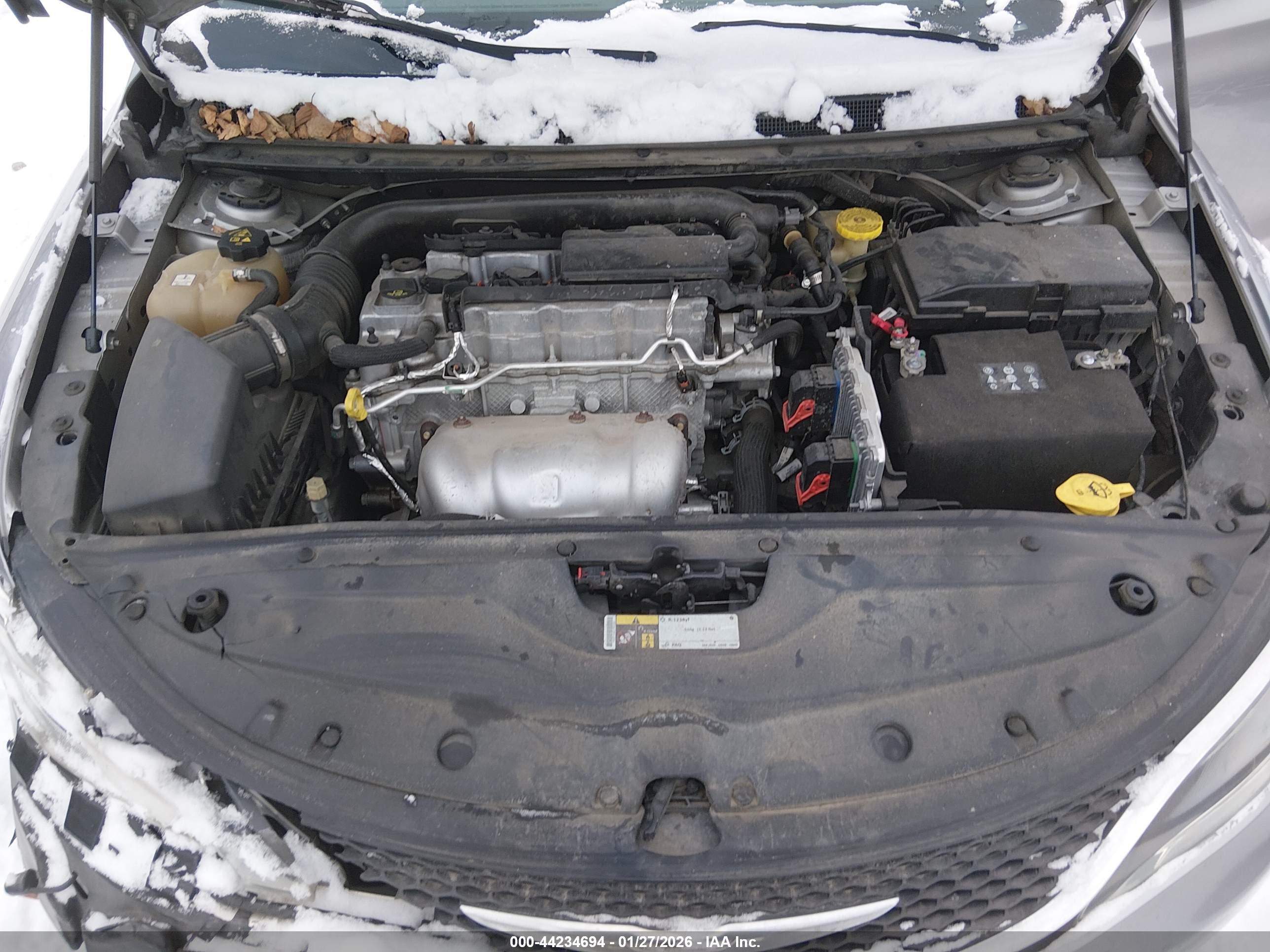 CHRYSLER 200 image 10