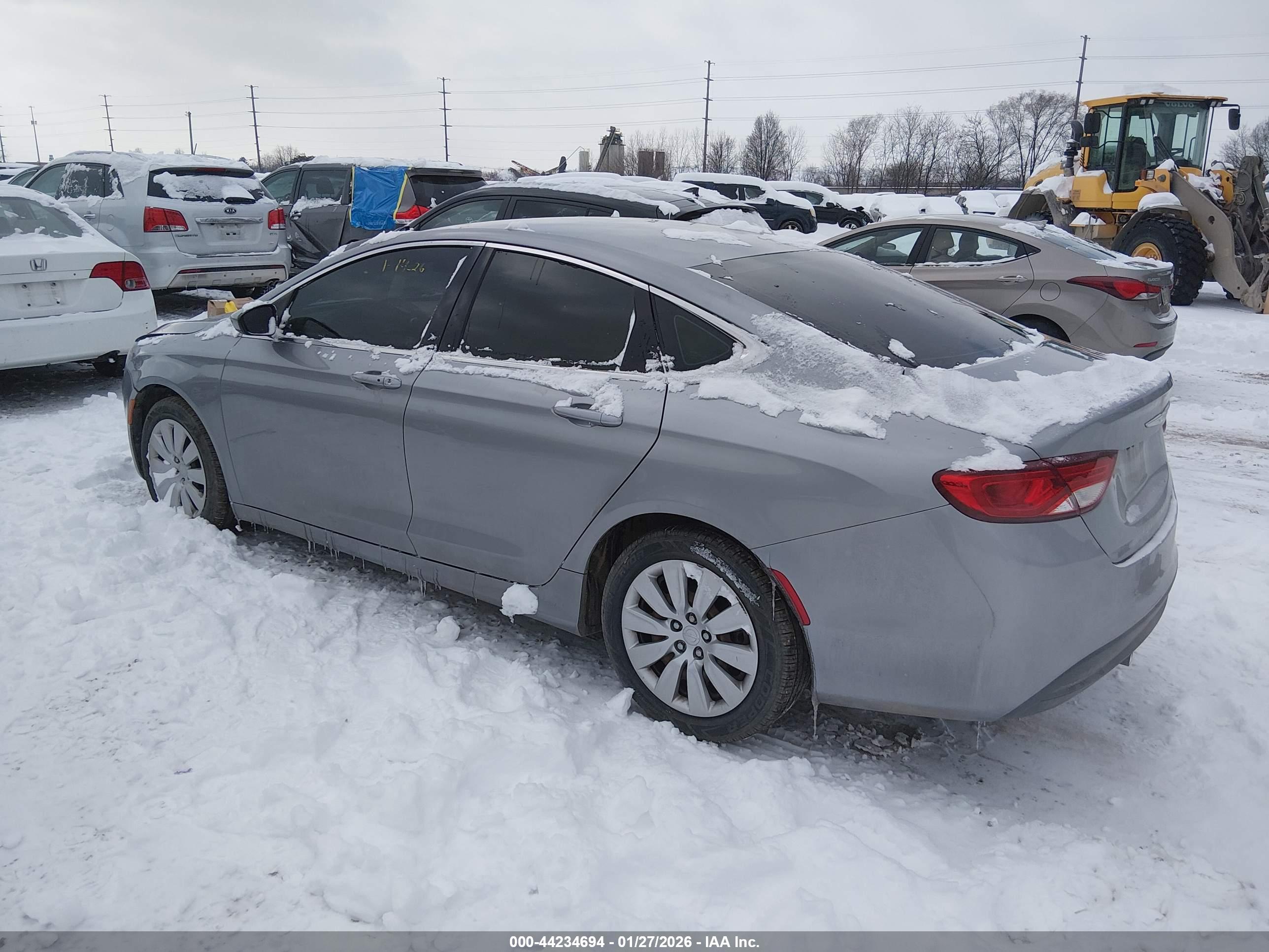 CHRYSLER 200 image 3