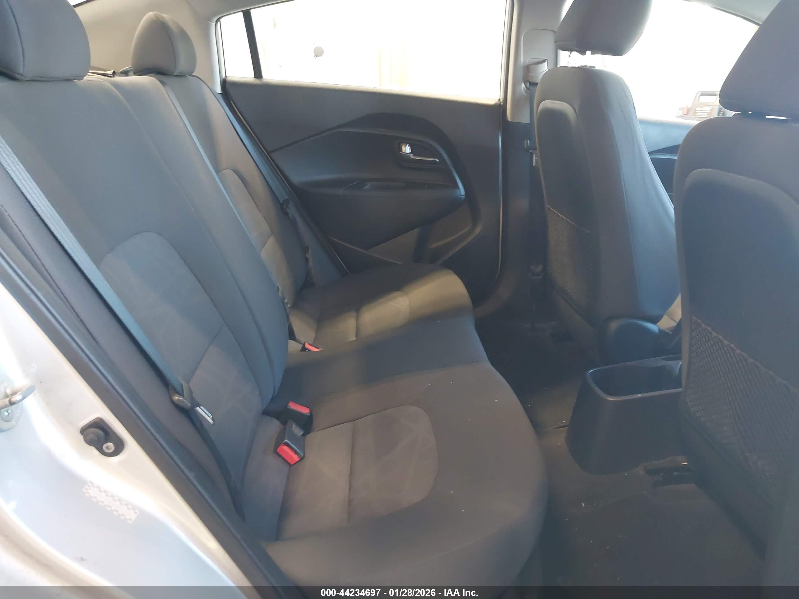 KIA RIO image 8