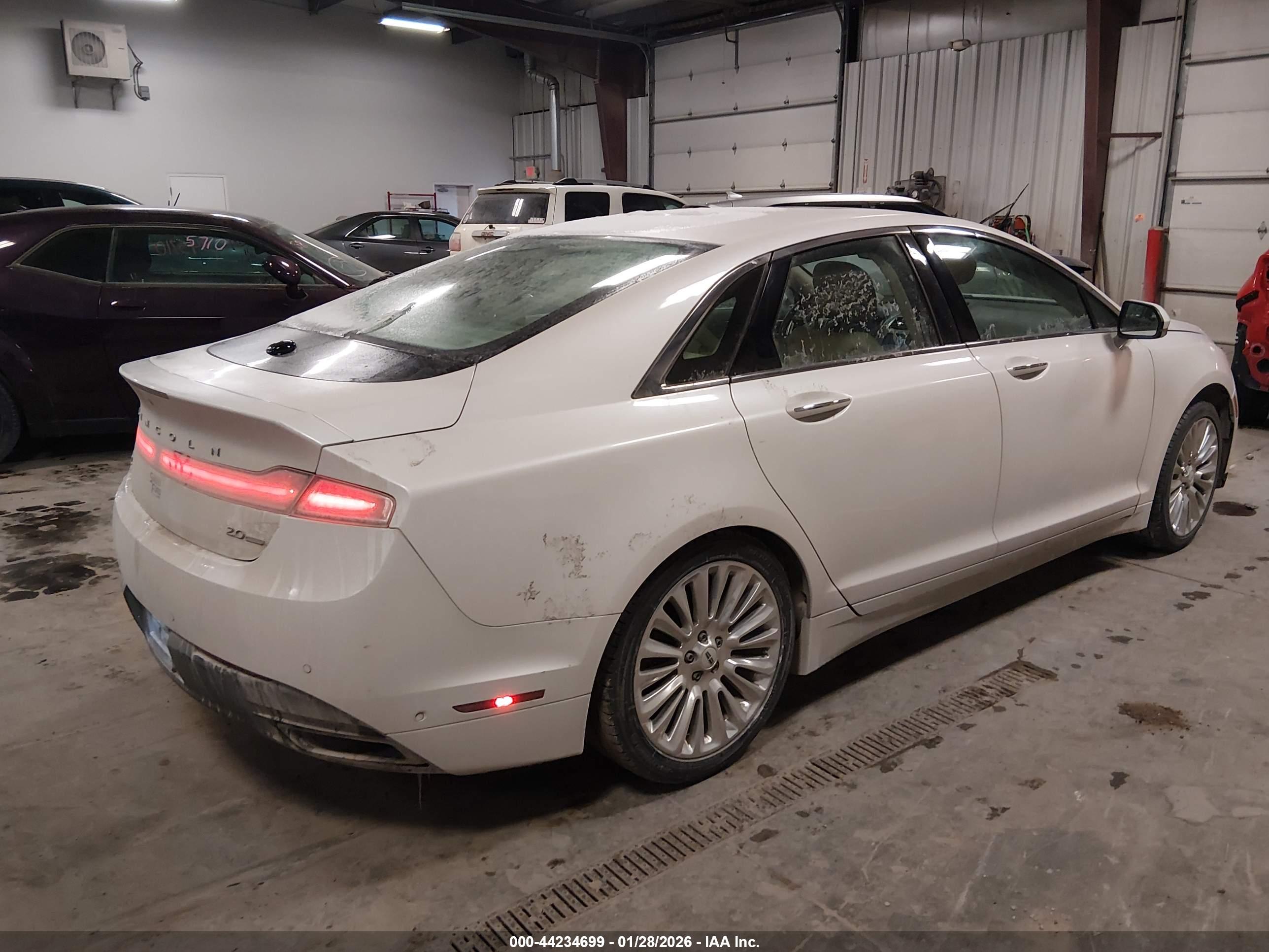 LINCOLN MKZ image 4