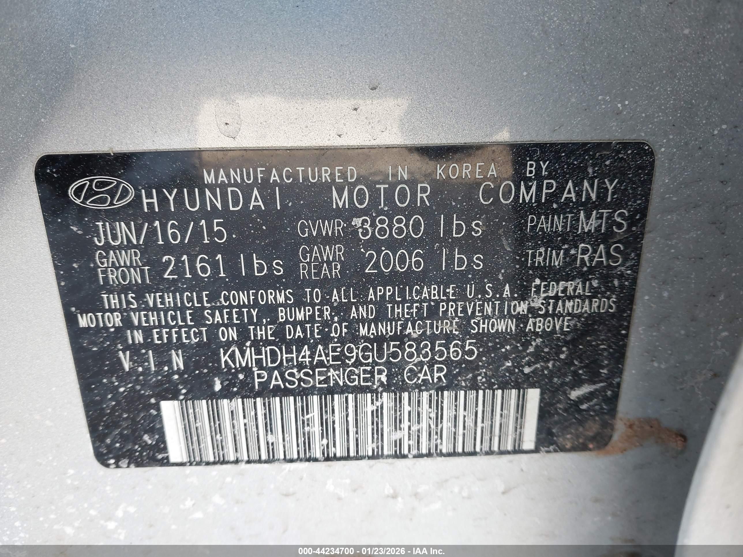 HYUNDAI ELANTRA image 9