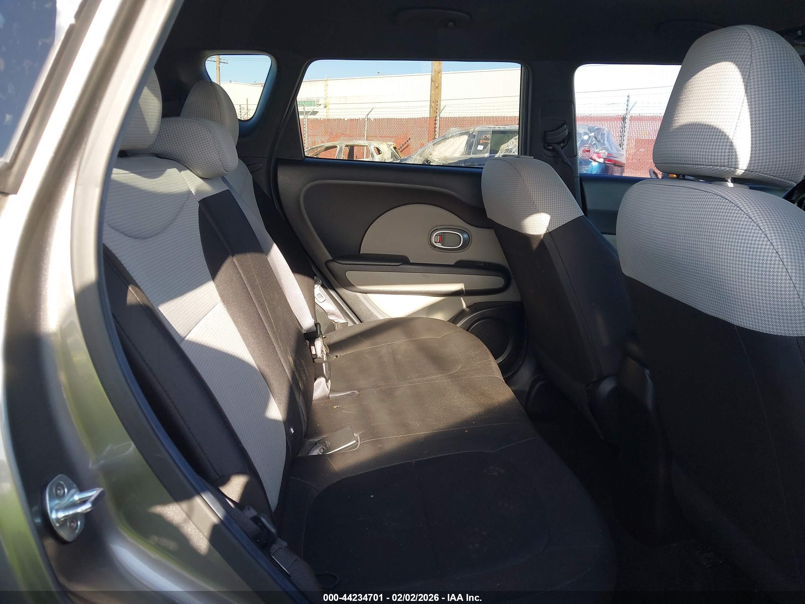 KIA SOUL image 8