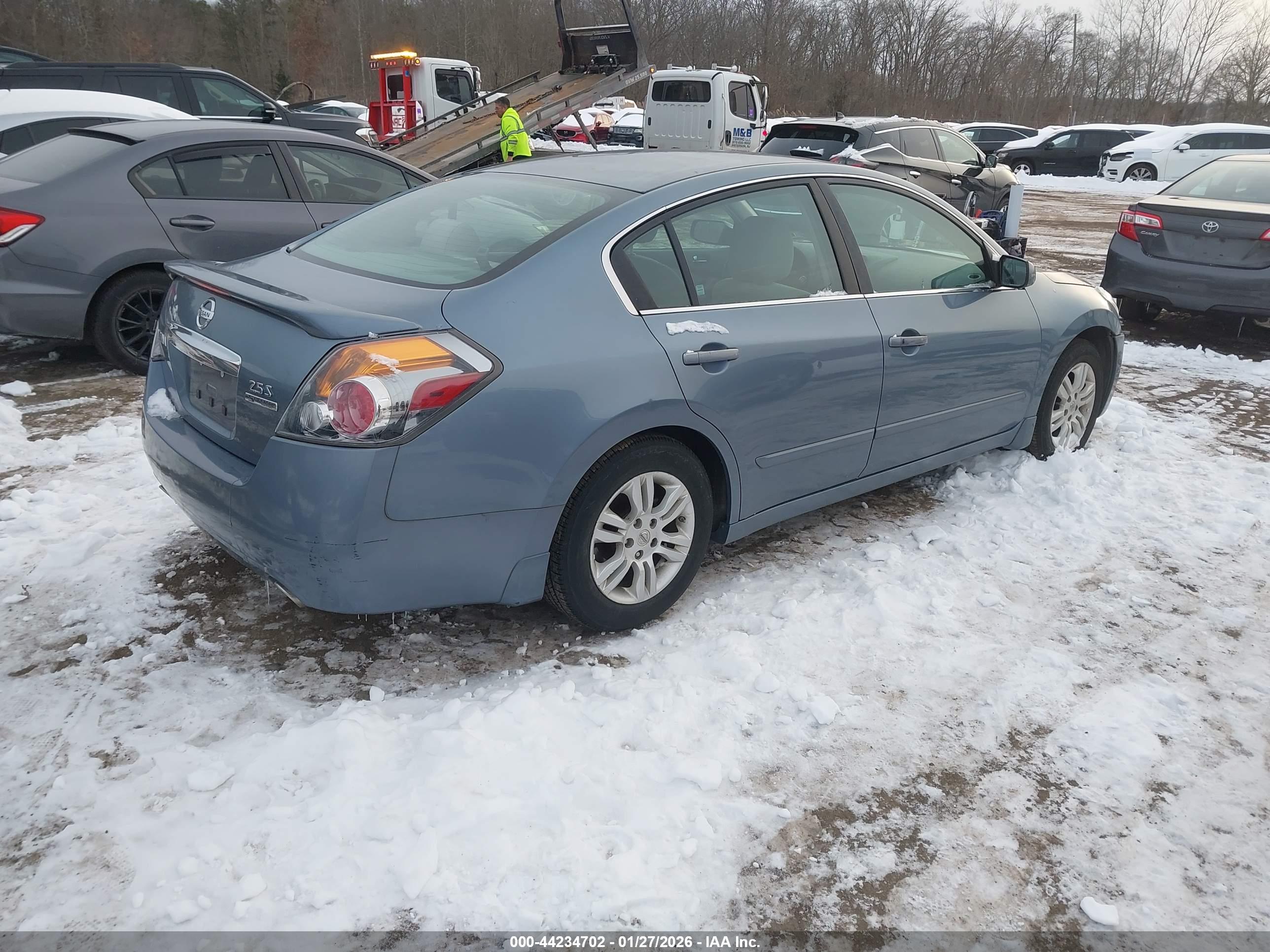 NISSAN ALTIMA image 4