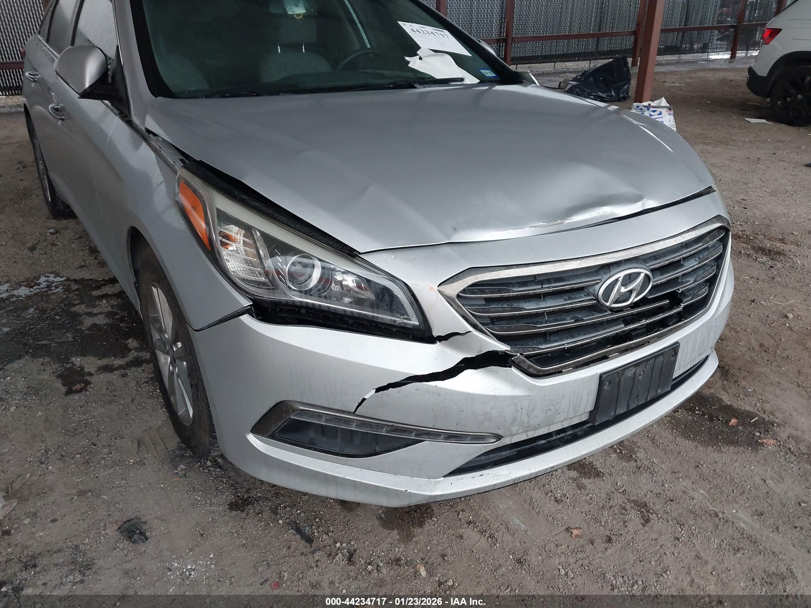 HYUNDAI SONATA image 6