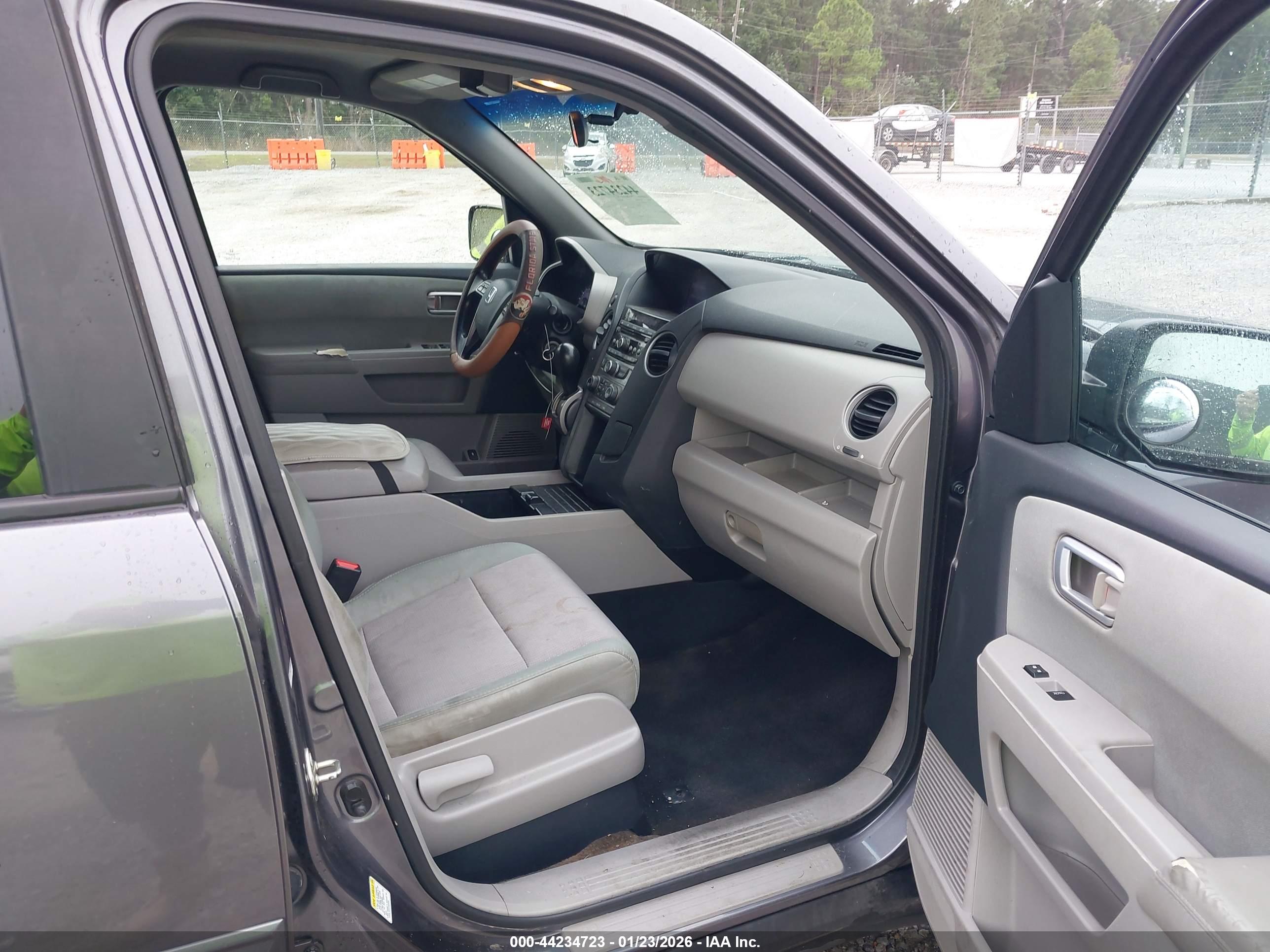 HONDA PILOT image 5