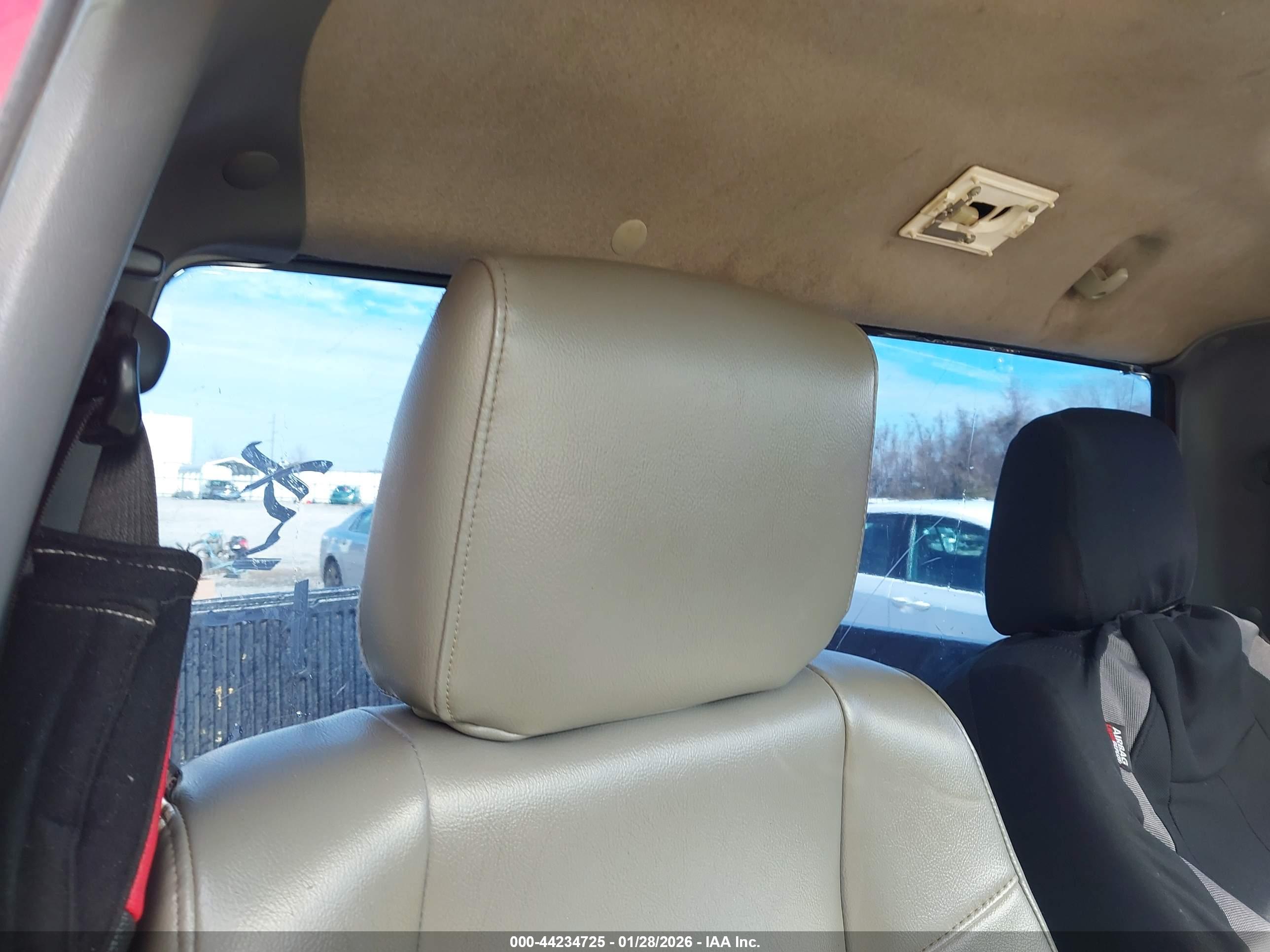 FORD RANGER image 8