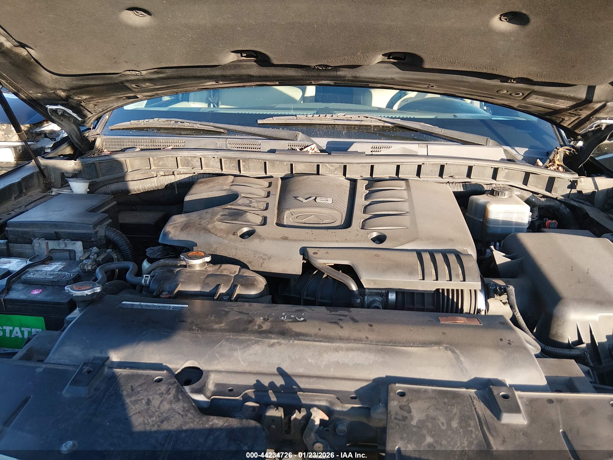 INFINITI QX56 image 10